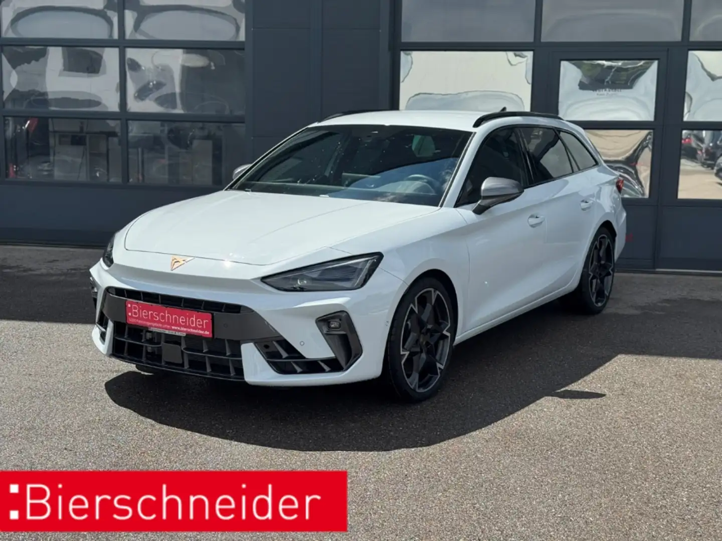 CUPRA Leon Sportstourer 2.0 TSI DSG 4Drive VZ LED NAVI SIDEAS Weiß - 1
