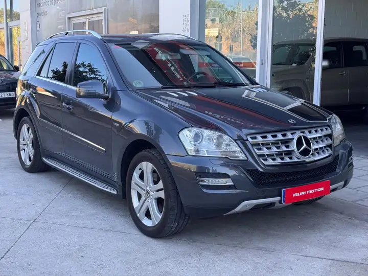 Mercedes-Benz 2011, foto 4