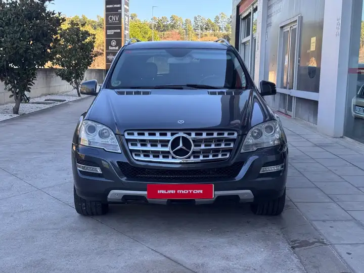 Mercedes-Benz 2011, foto 3