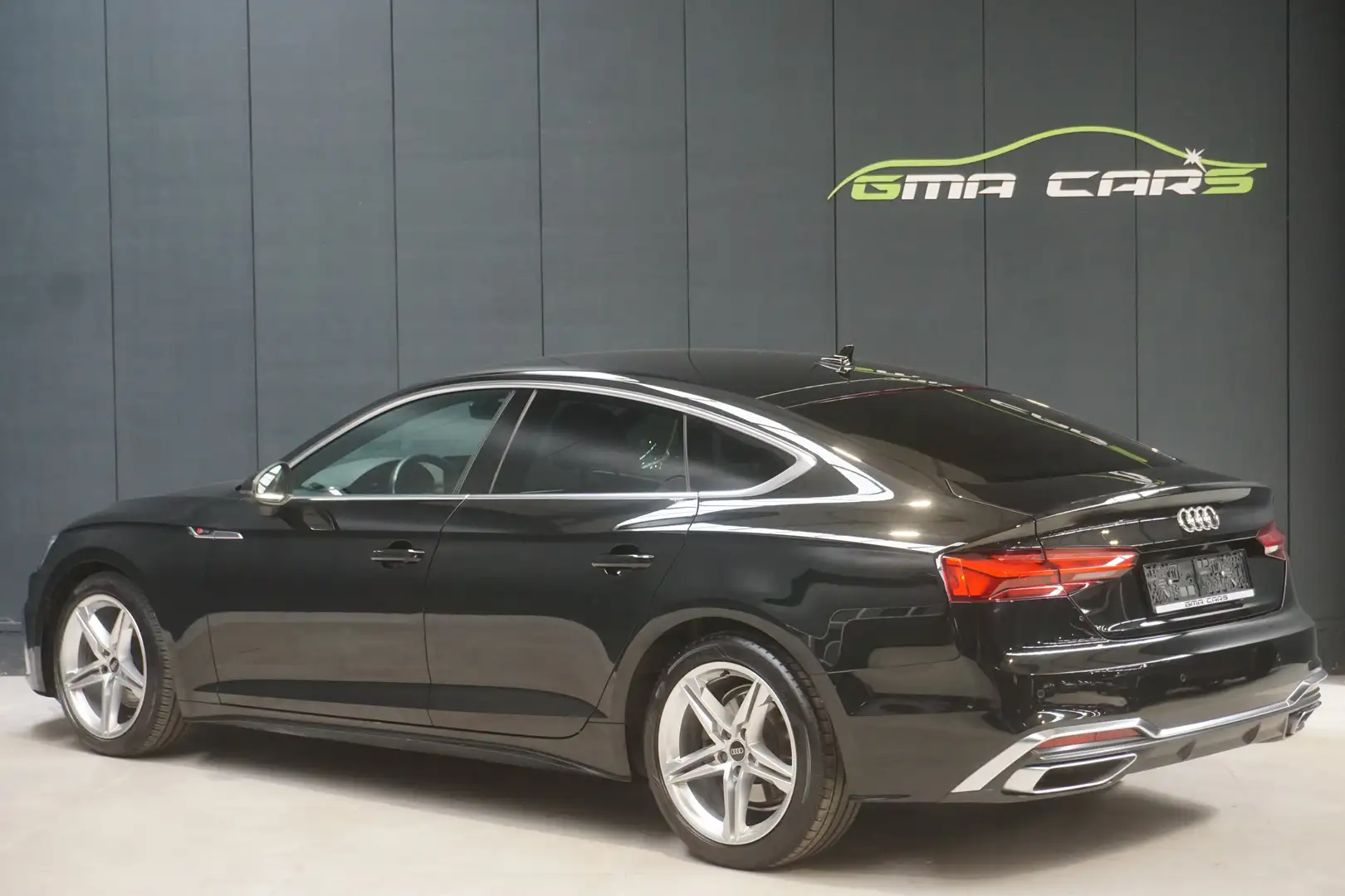 Audi A5 A5 Sportback 35 TFSI S line Automaat-Navi-Garantie Zwart - 2