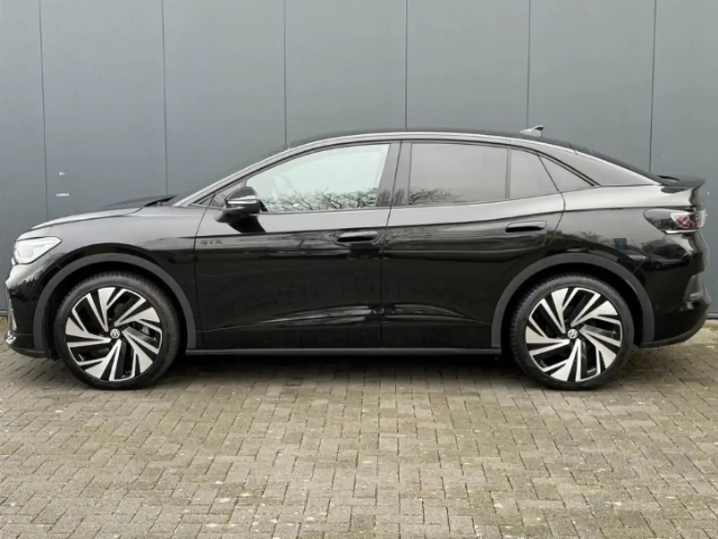 Volkswagen ID.5 GTX 4Motion+ANHÄNGERKUPPLUNG+DCC+PANO Noir - 2