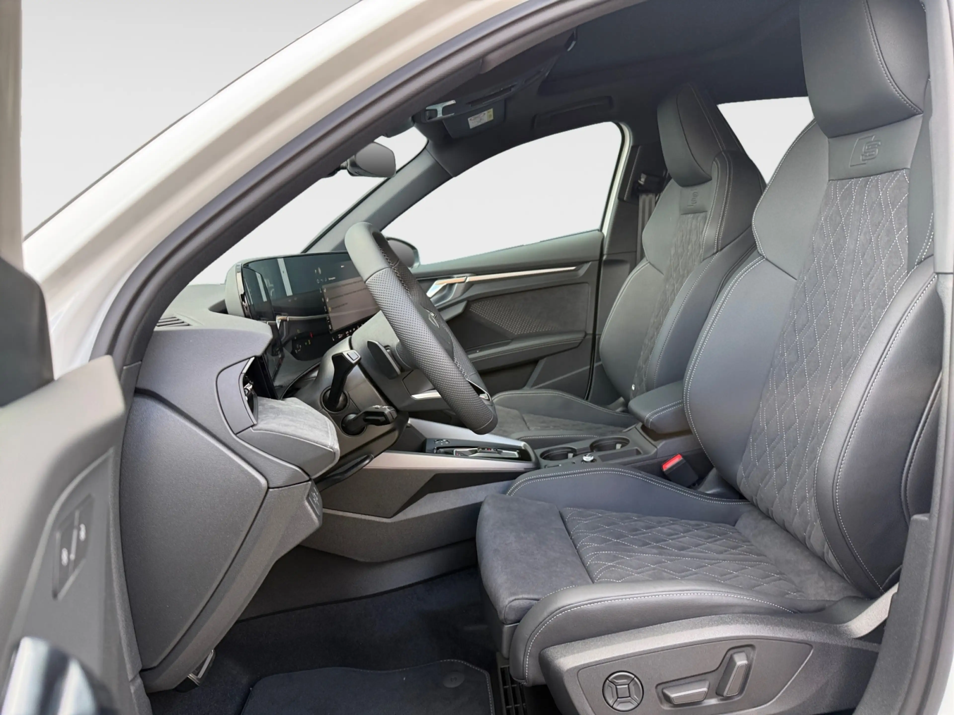 Audi A3 Sportback 1.5 TFSI S-tronic S-line Pano ACC TechP — photo 8