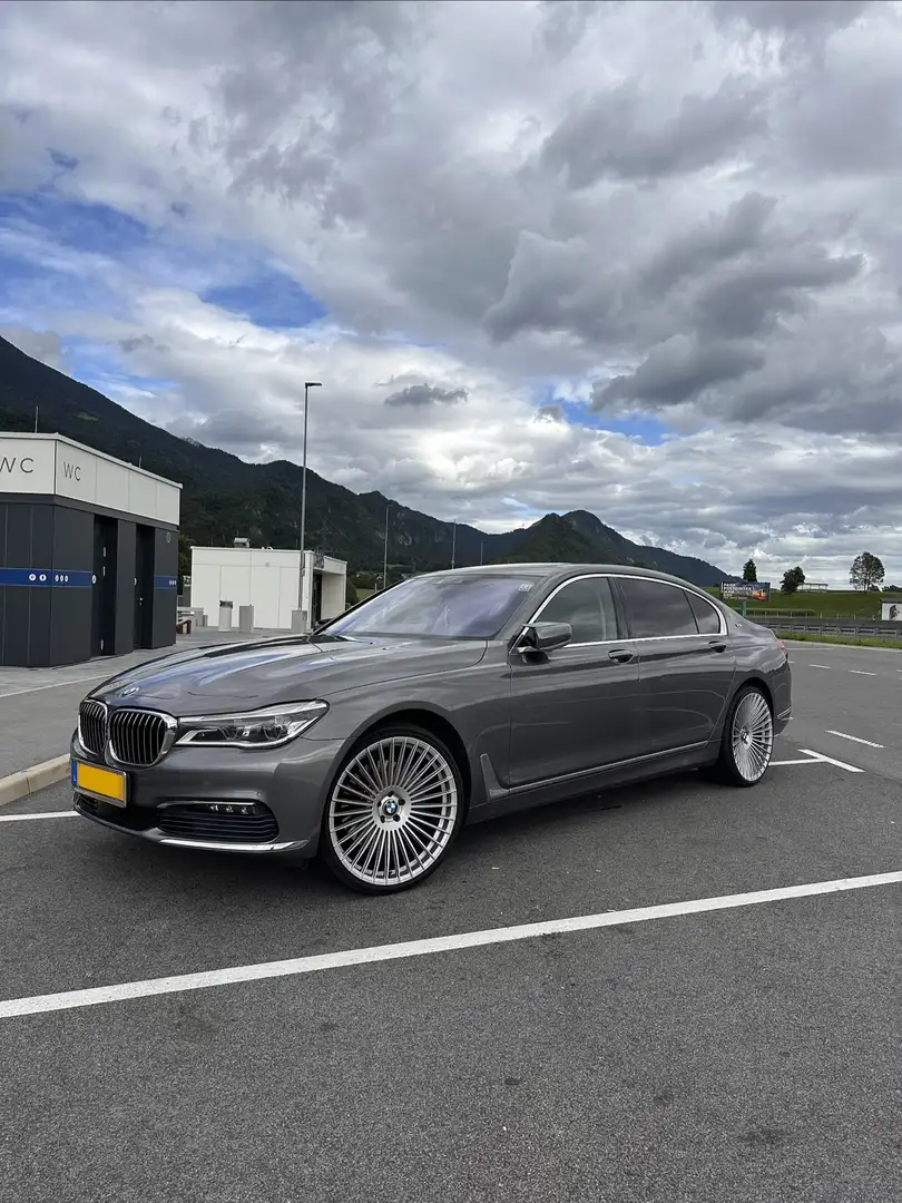 BMW 750 750Li xDrive Grijs - 1