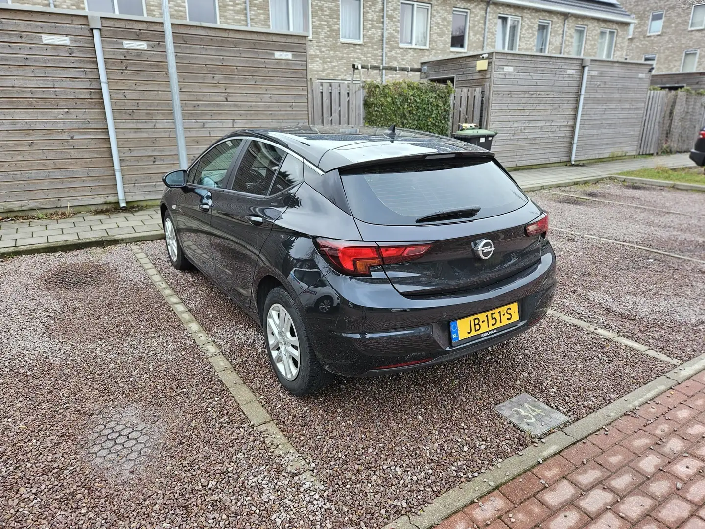 Opel Astra 1.0 Edition Zwart - 2