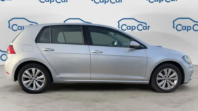 Volkswagen Golf view 4
