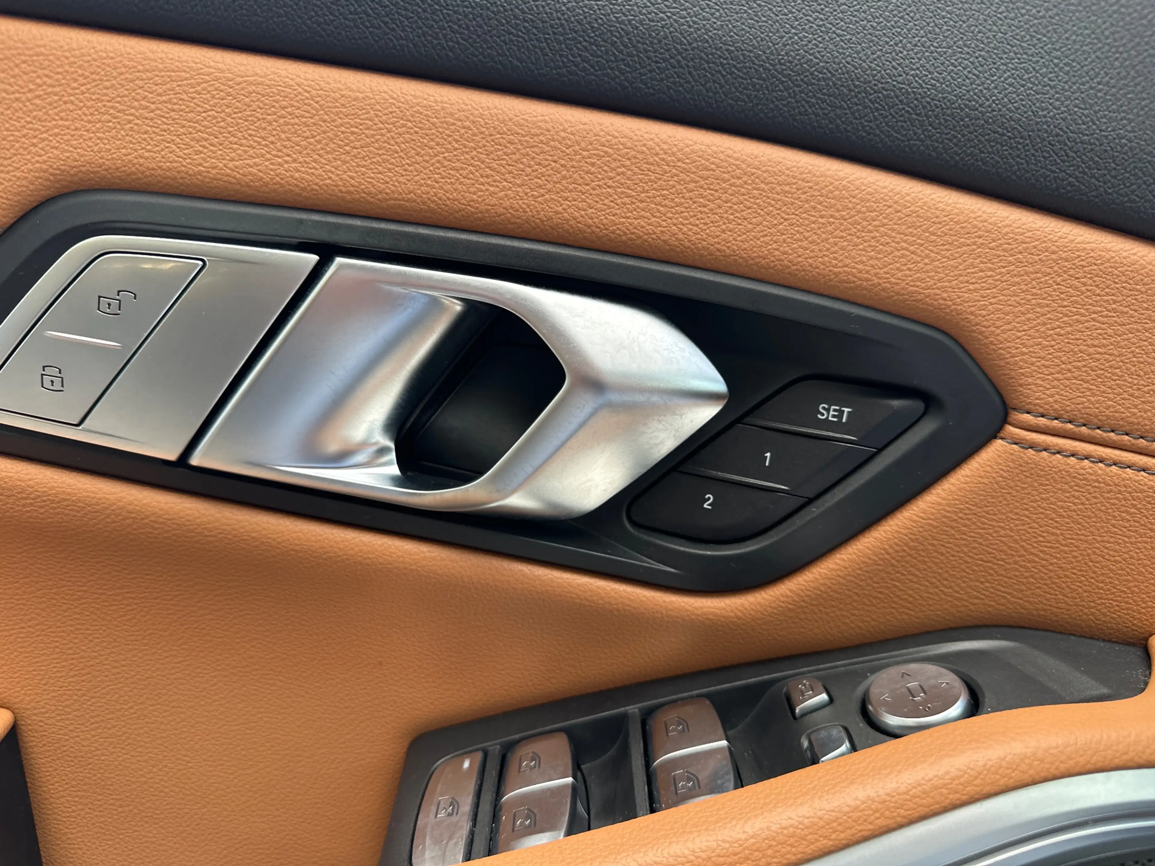 BMW 340 Touring xDrive NAV+LED+PANO+AHK+HEAD-UP+19ZO+VC — photo 12