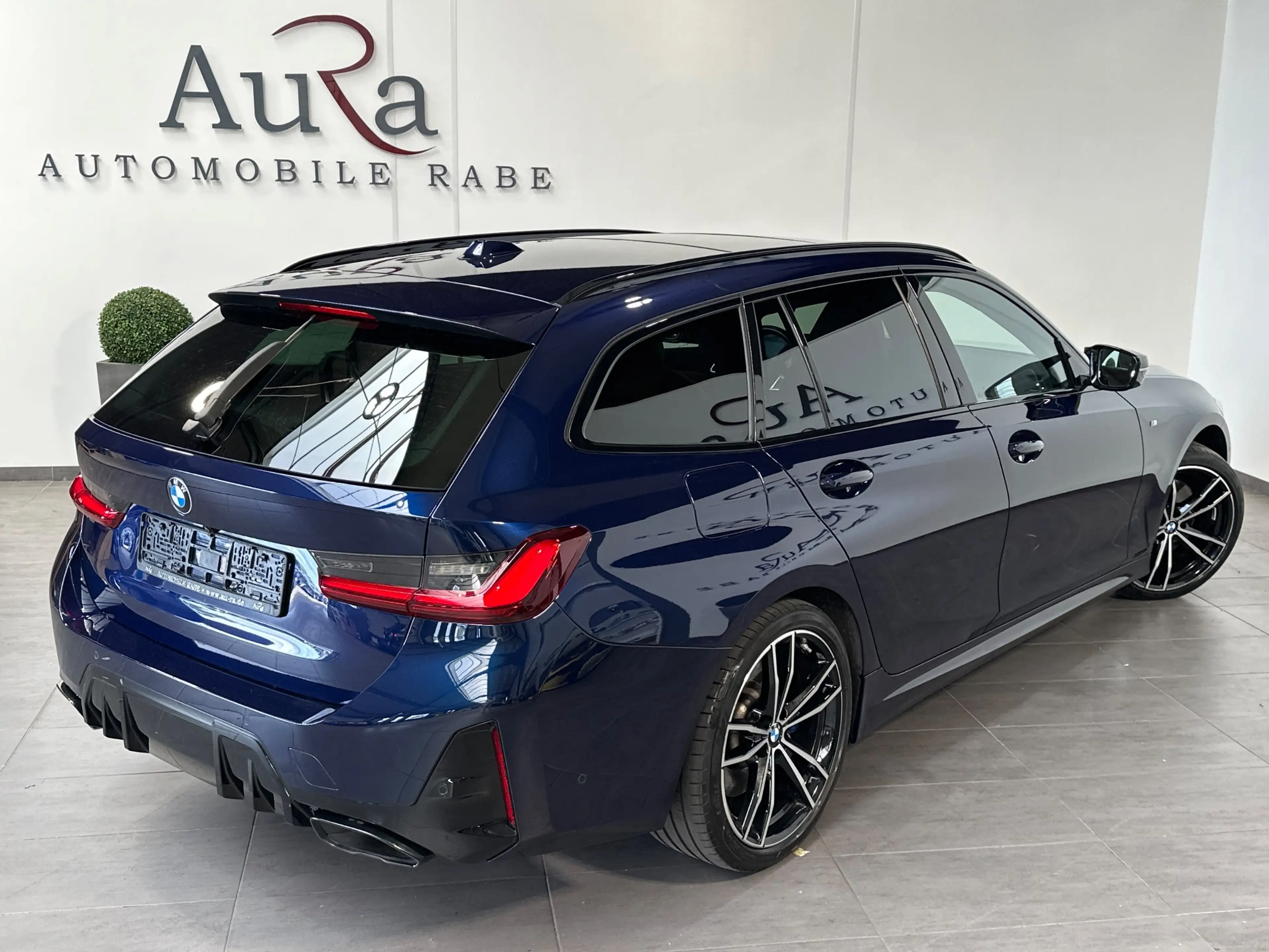BMW 340 Touring xDrive NAV+LED+PANO+AHK+HEAD-UP+19ZO+VC — photo 5