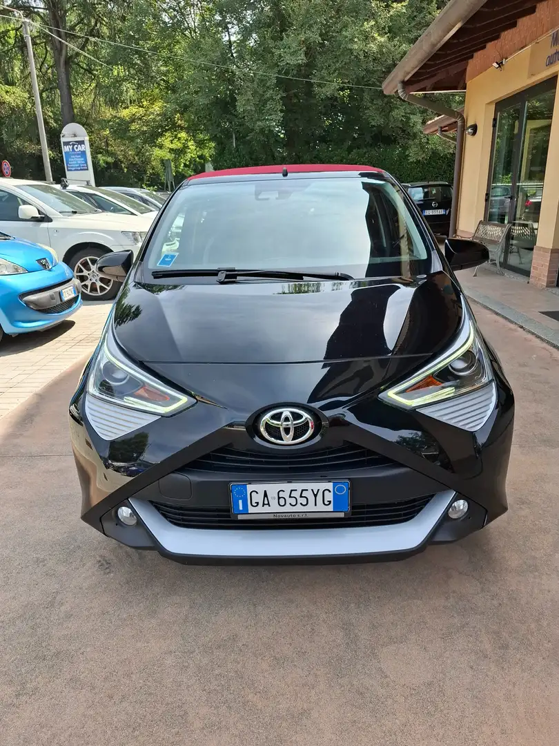 Toyota Aygo Aygo 5p 1.0 x-play 72cv Nero - 2