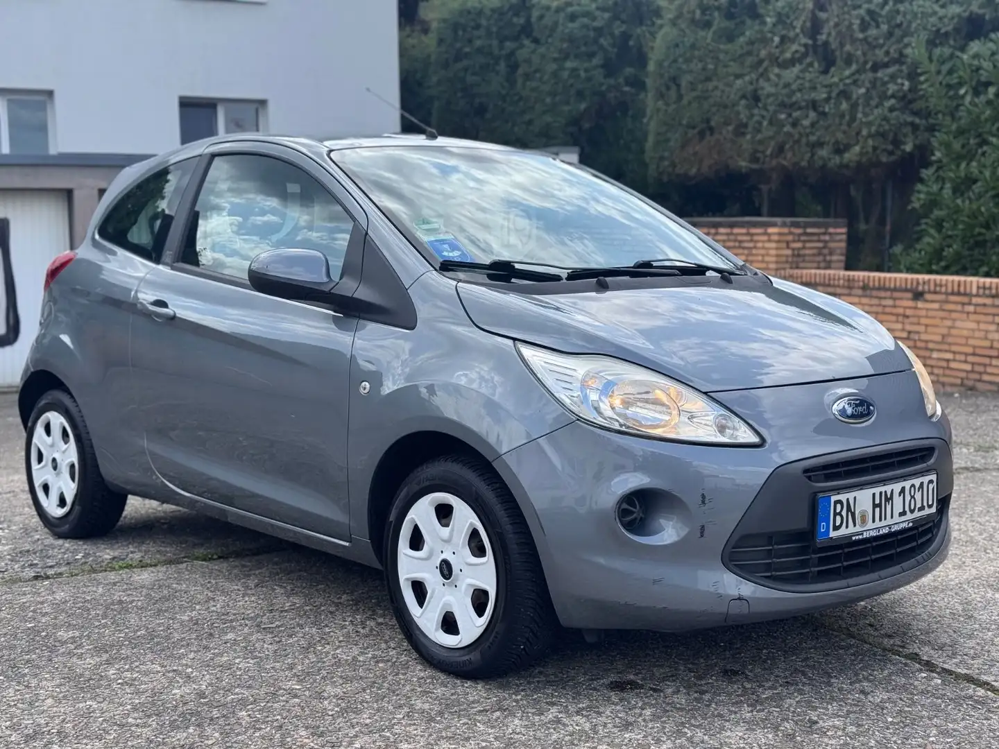 Ford Ka/Ka+ Trend Gris - 2