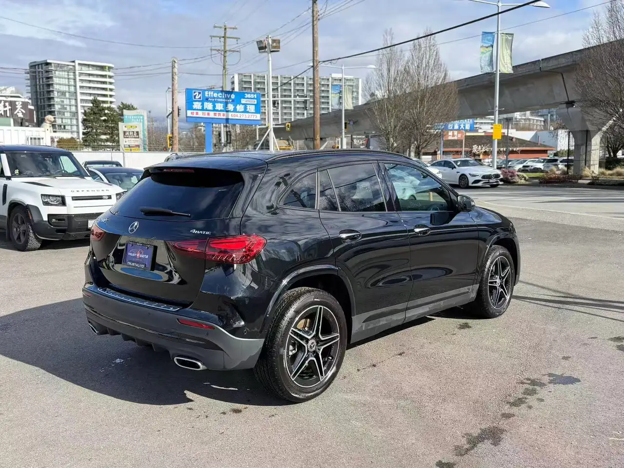 Mercedes-Benz GLA снимка Mercedes-Benz GLA