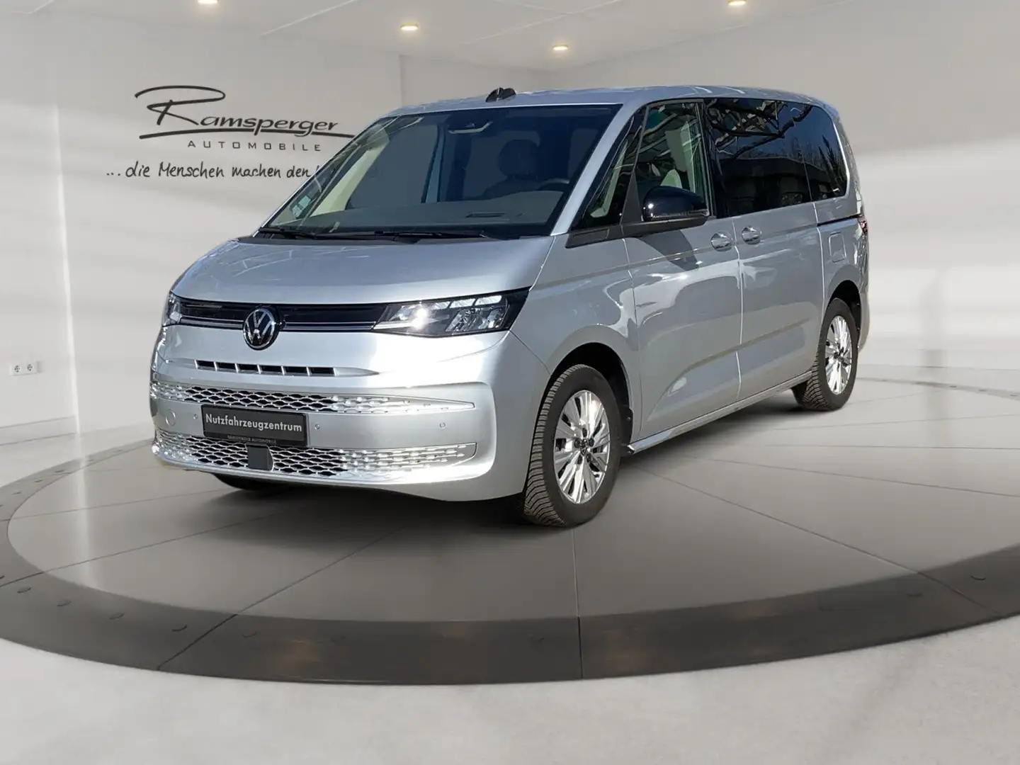 Volkswagen T7 Multivan T7 2.0 TDI DSG Life AHK ACC LED Navi Le Silber - 2