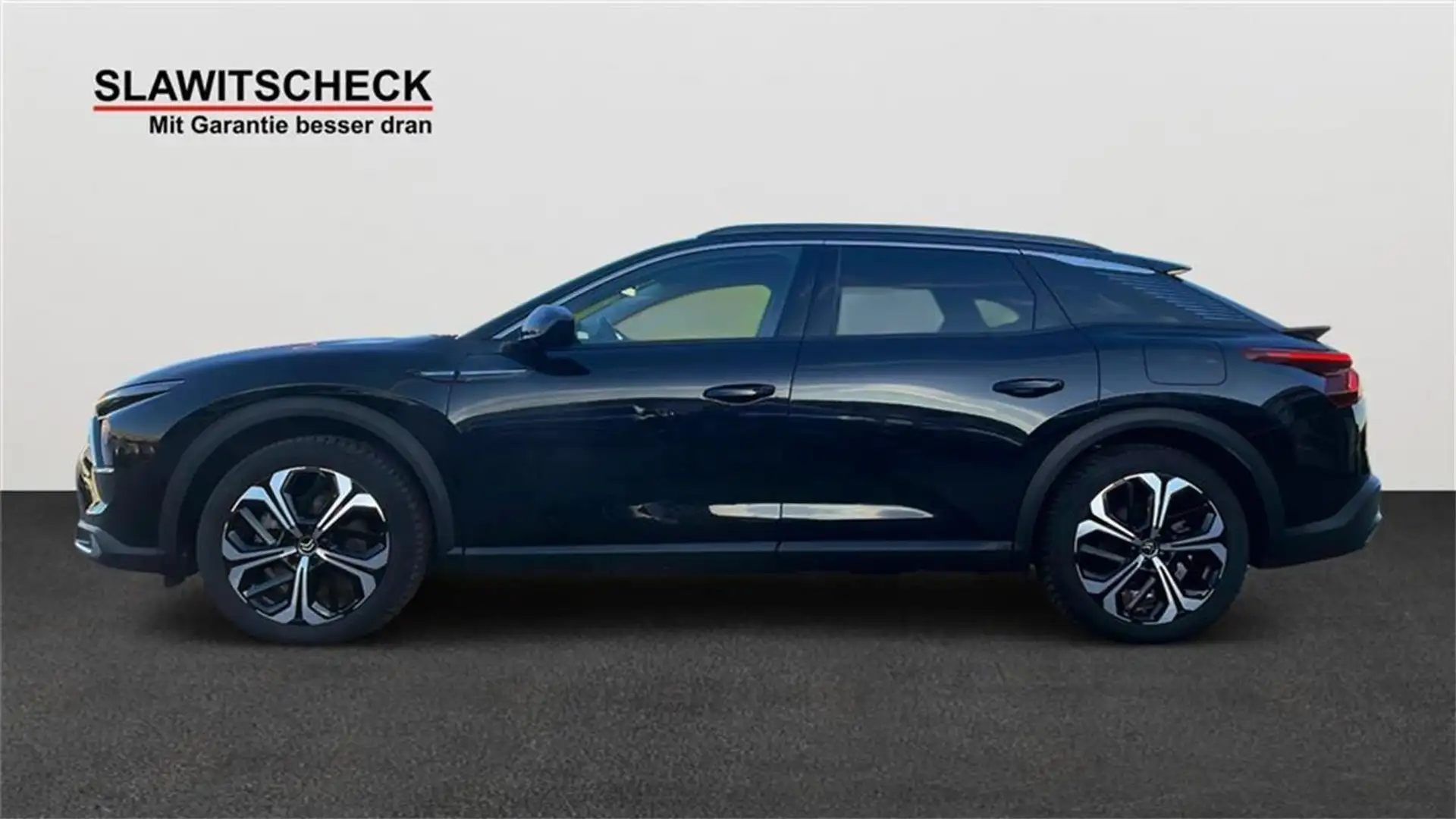 Citroen C5 X Hybrid 225 e-EAT8 Shine Černá - 2