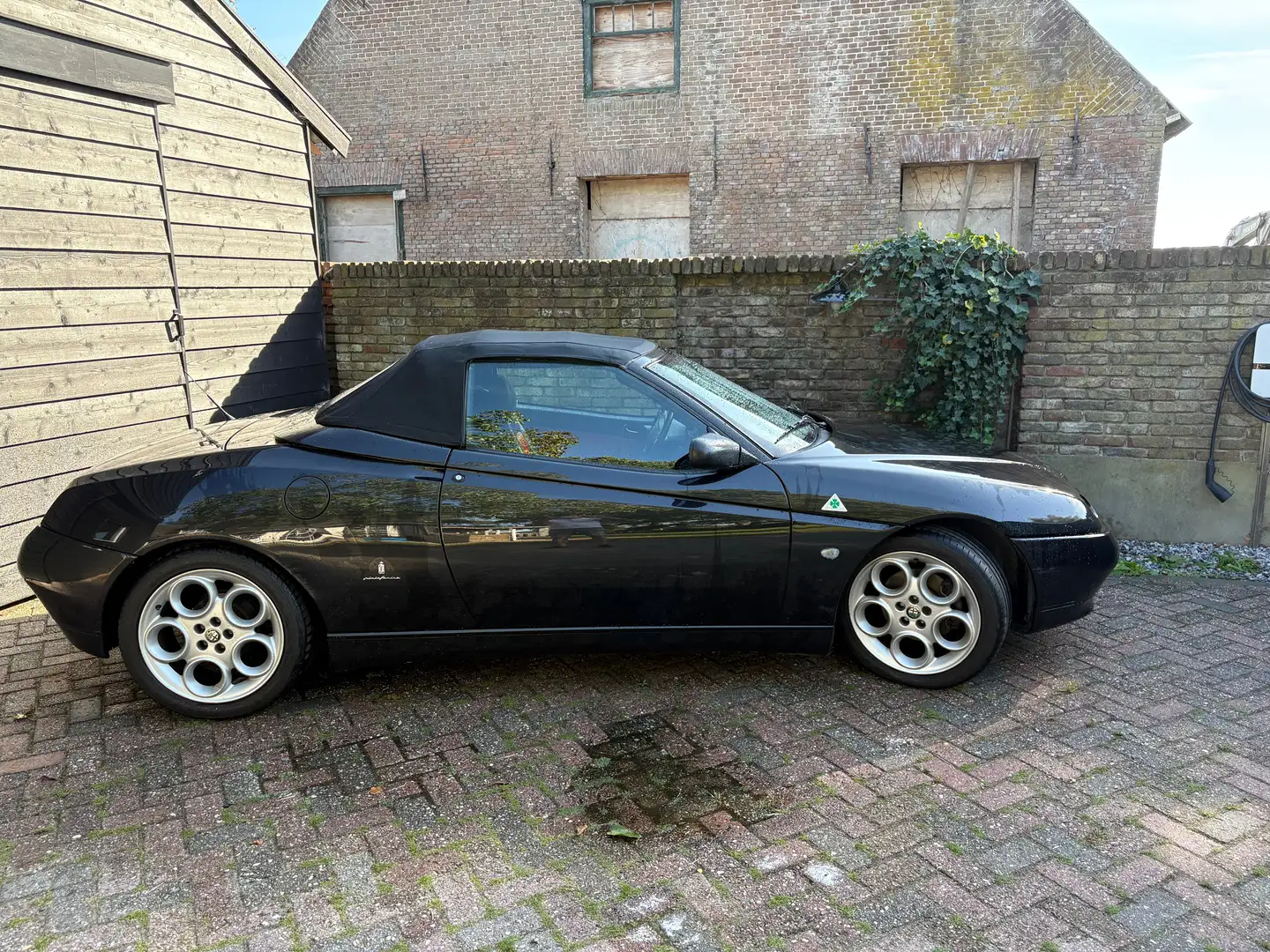 Alfa Romeo Spider Spider 2.0-16V Zwart - 1