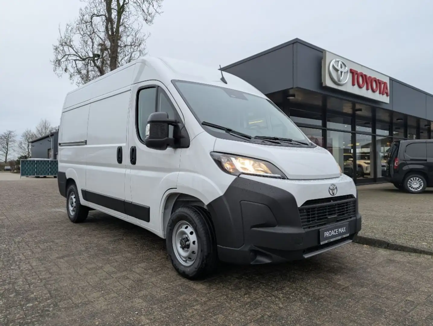 Toyota Proace Max 2.2-l-D 35 L2H2 Work Blanc - 2