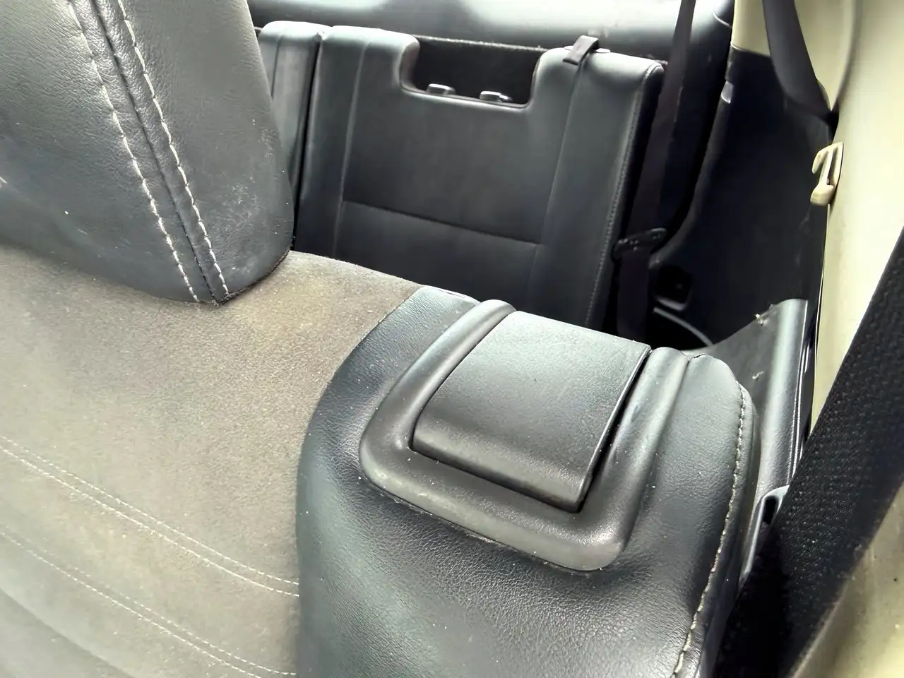 Mitsubishi Outlander снимка Mitsubishi Outlander