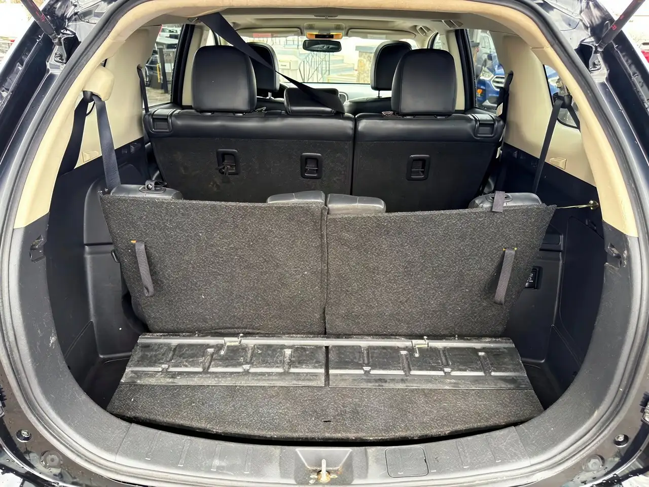 Mitsubishi Outlander снимка Mitsubishi Outlander