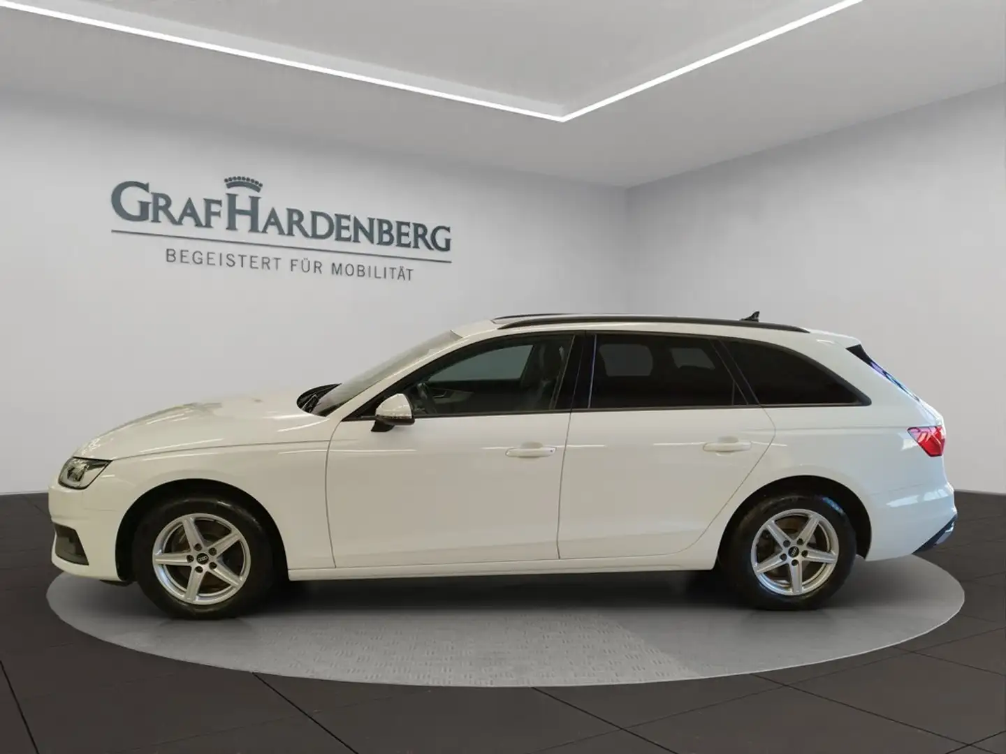 Audi A4 Avant 35 TDI S tronic Pano AHK Navi Weiß - 2
