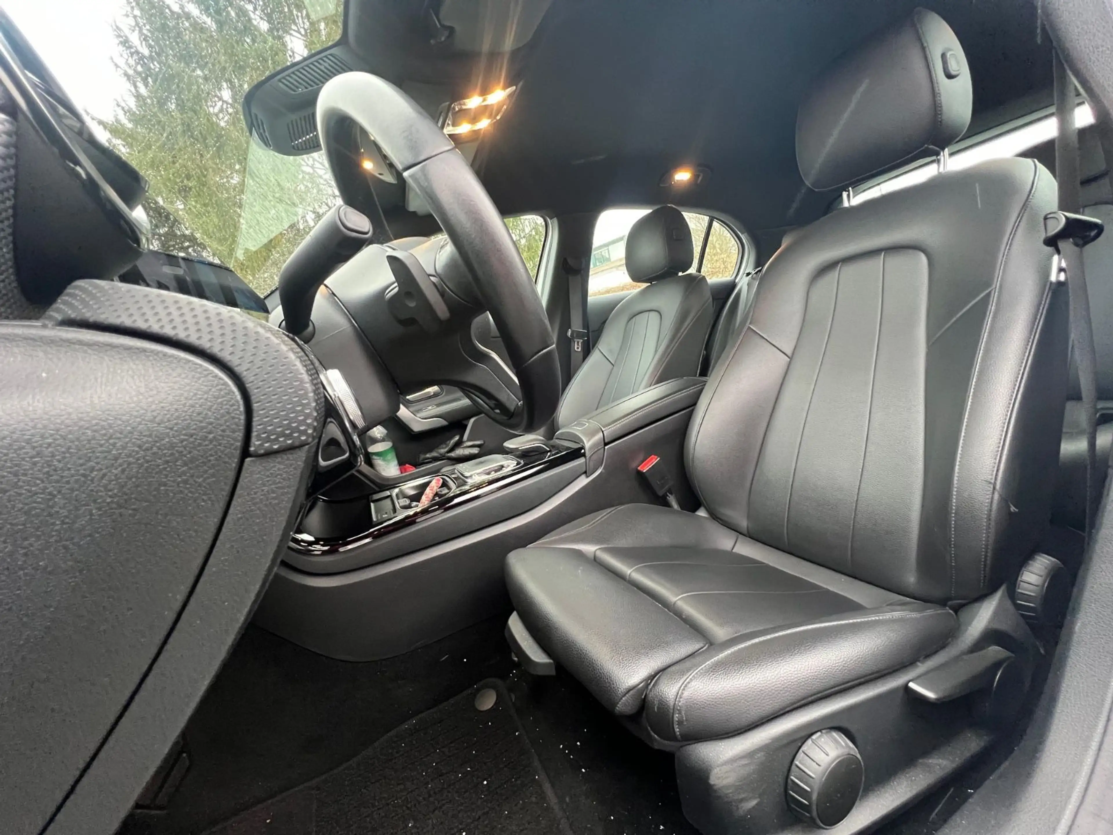 Mercedes-Benz A 220 DCT LEDER, NAVI, MBUX, RÜCKFAHRKAMERA, AHK — photo 10