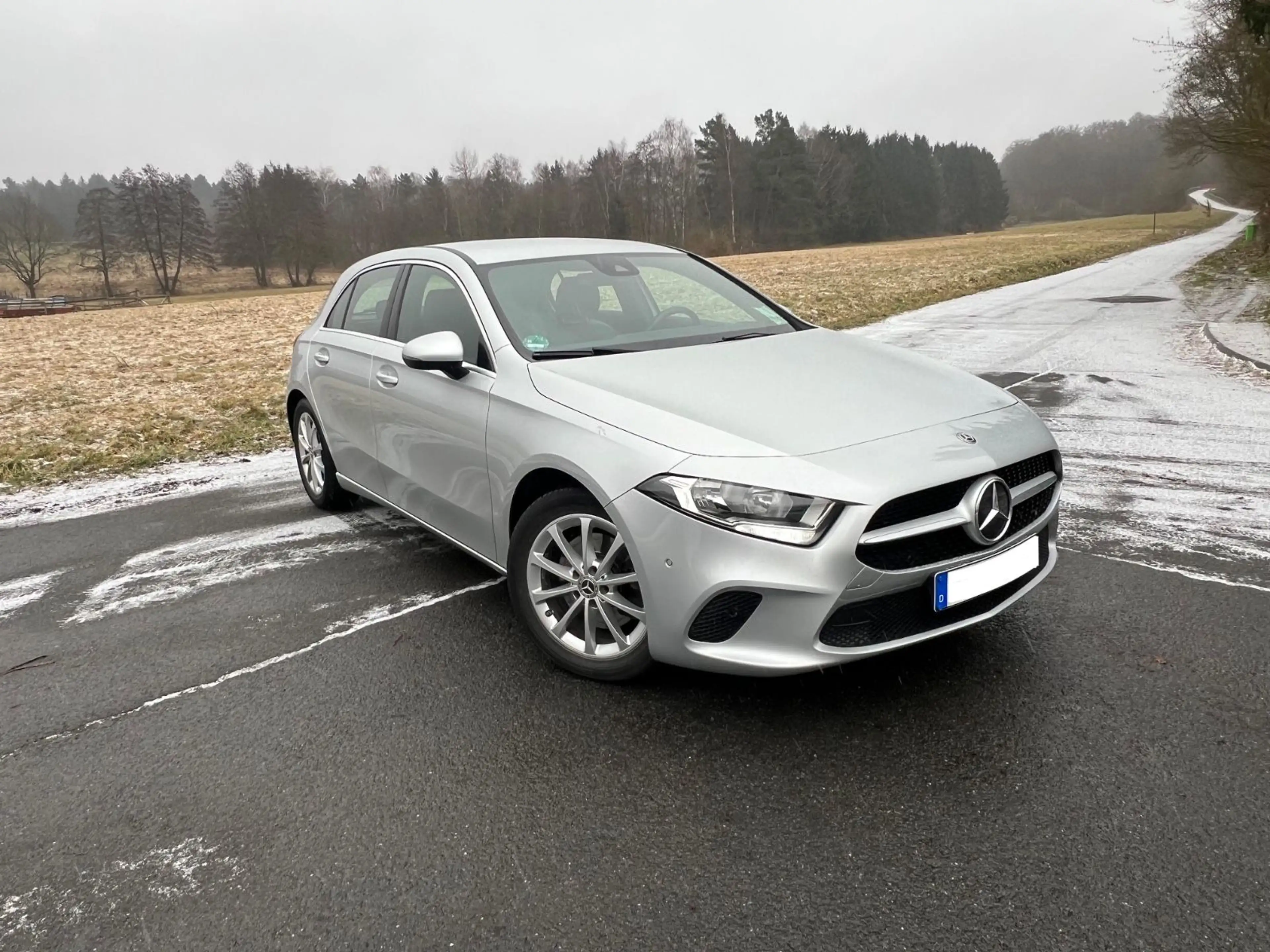 Mercedes-Benz A 220 DCT LEDER, NAVI, MBUX, RÜCKFAHRKAMERA, AHK — photo 3