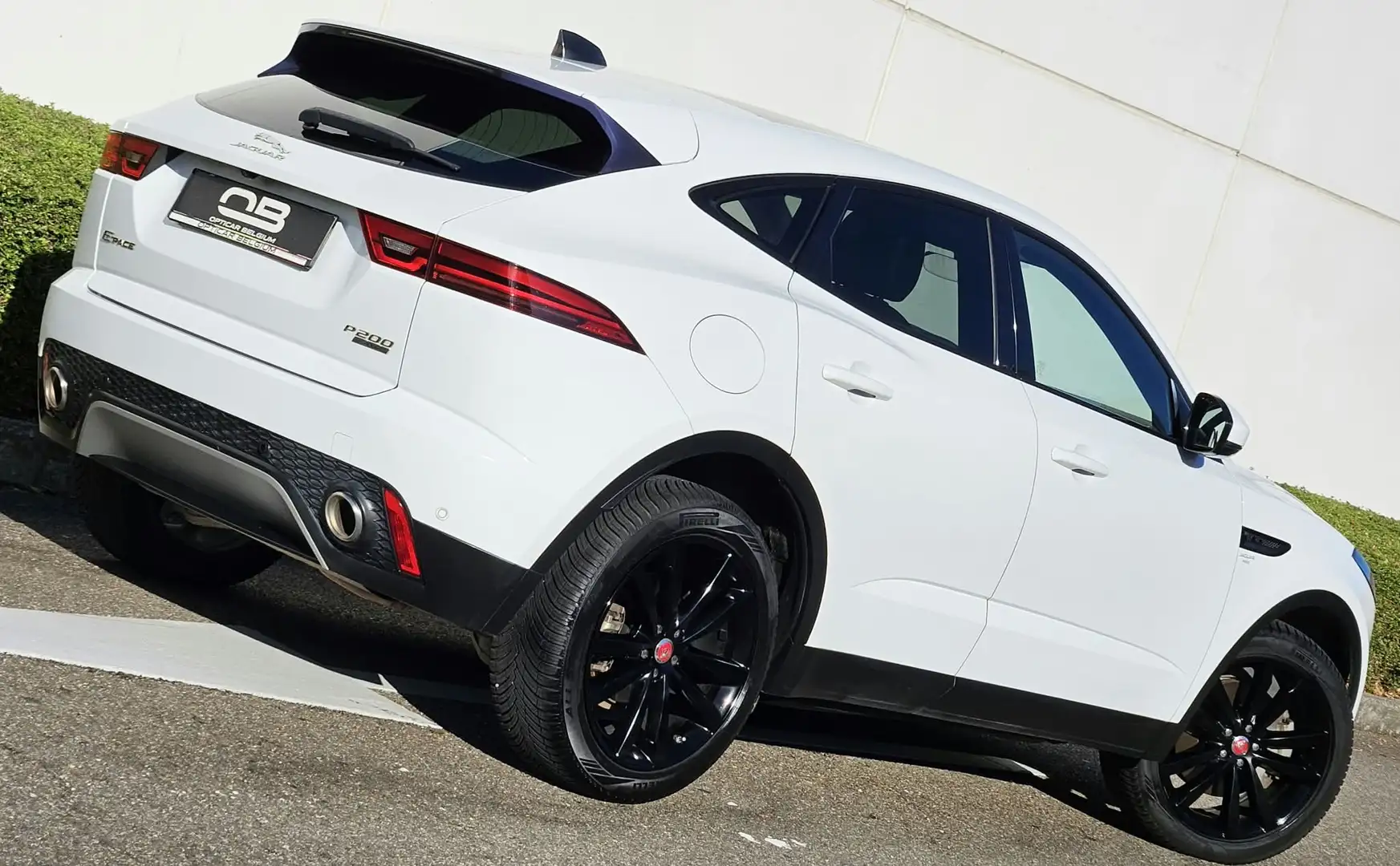 Jaguar E-Pace *** 2.0i - AWD - Pano - Camera - 1 owner - Garantie *** Blanco - 2