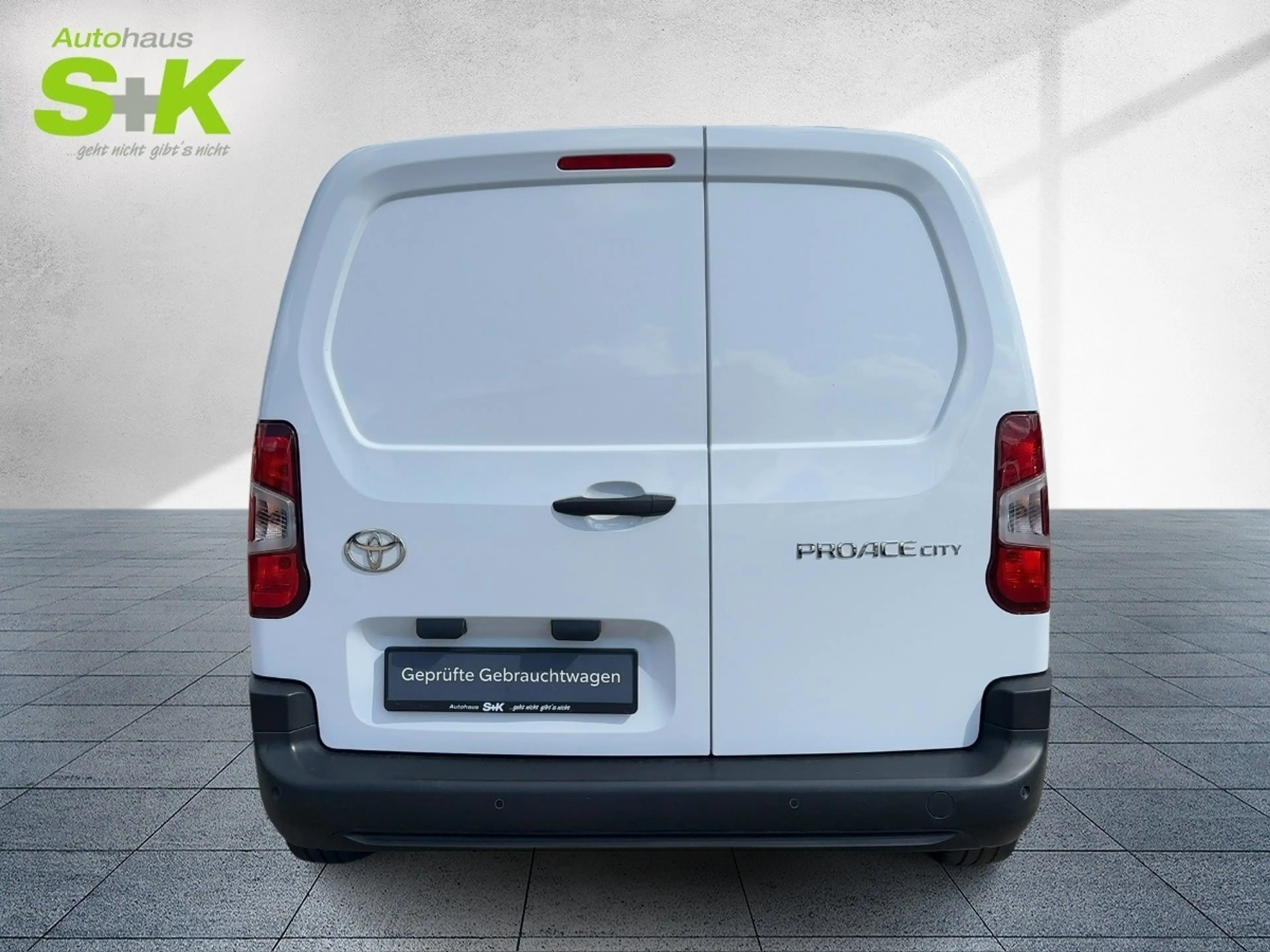 Toyota Proace City 1.5 D-4D L1 Meister S/S *NAVI*KLIMA*TEMPOMAT* — photo 3