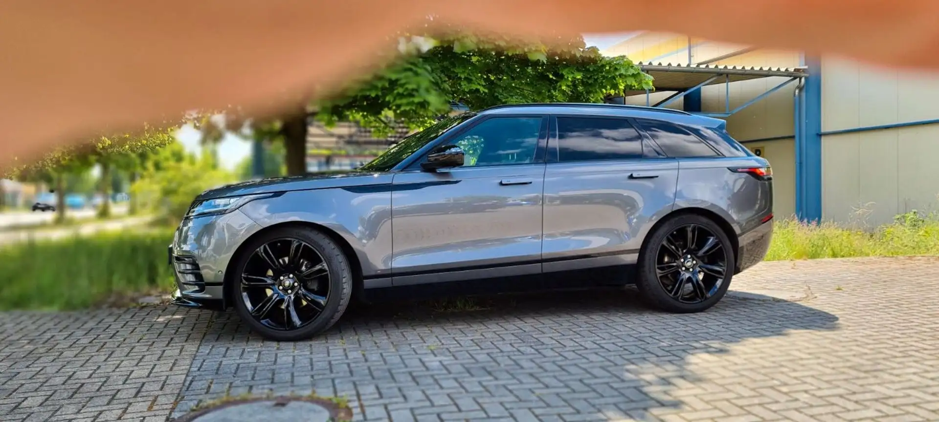 Land Rover Range Rover Velar 3.0 V6 D300 R-Dynamic HSE Grau - 1
