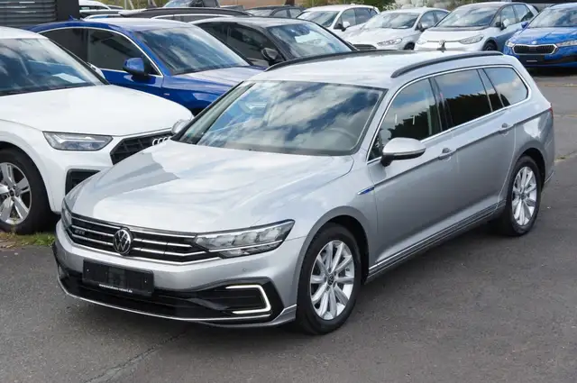 Volkswagen Passat Variant GTE *ACC*KAM*MATRIX*IQ.DRIVE*