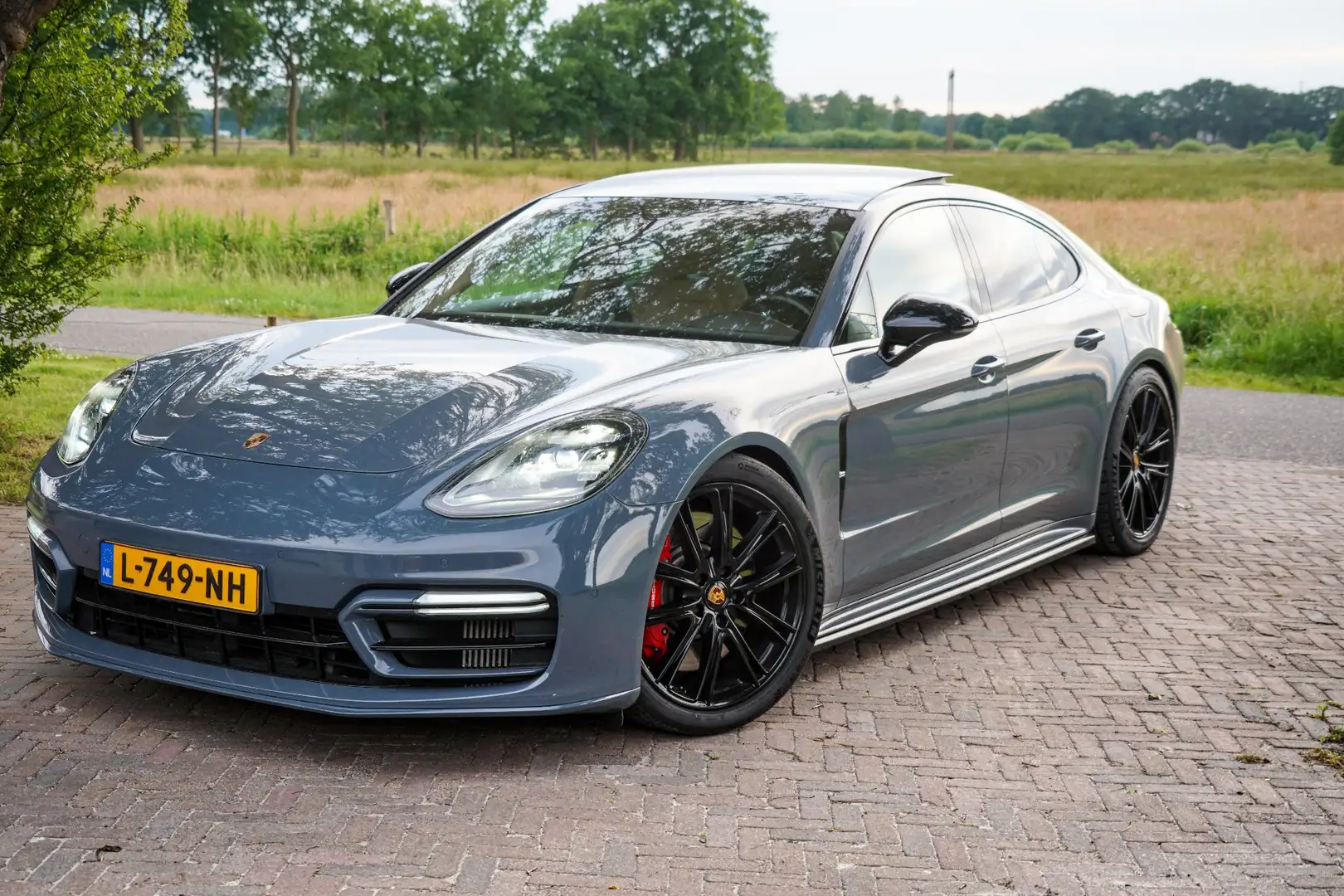 Porsche Panamera 2.9 4S E-Hybrid | luchtvering | 21" | unieke kleur Blauw - 1