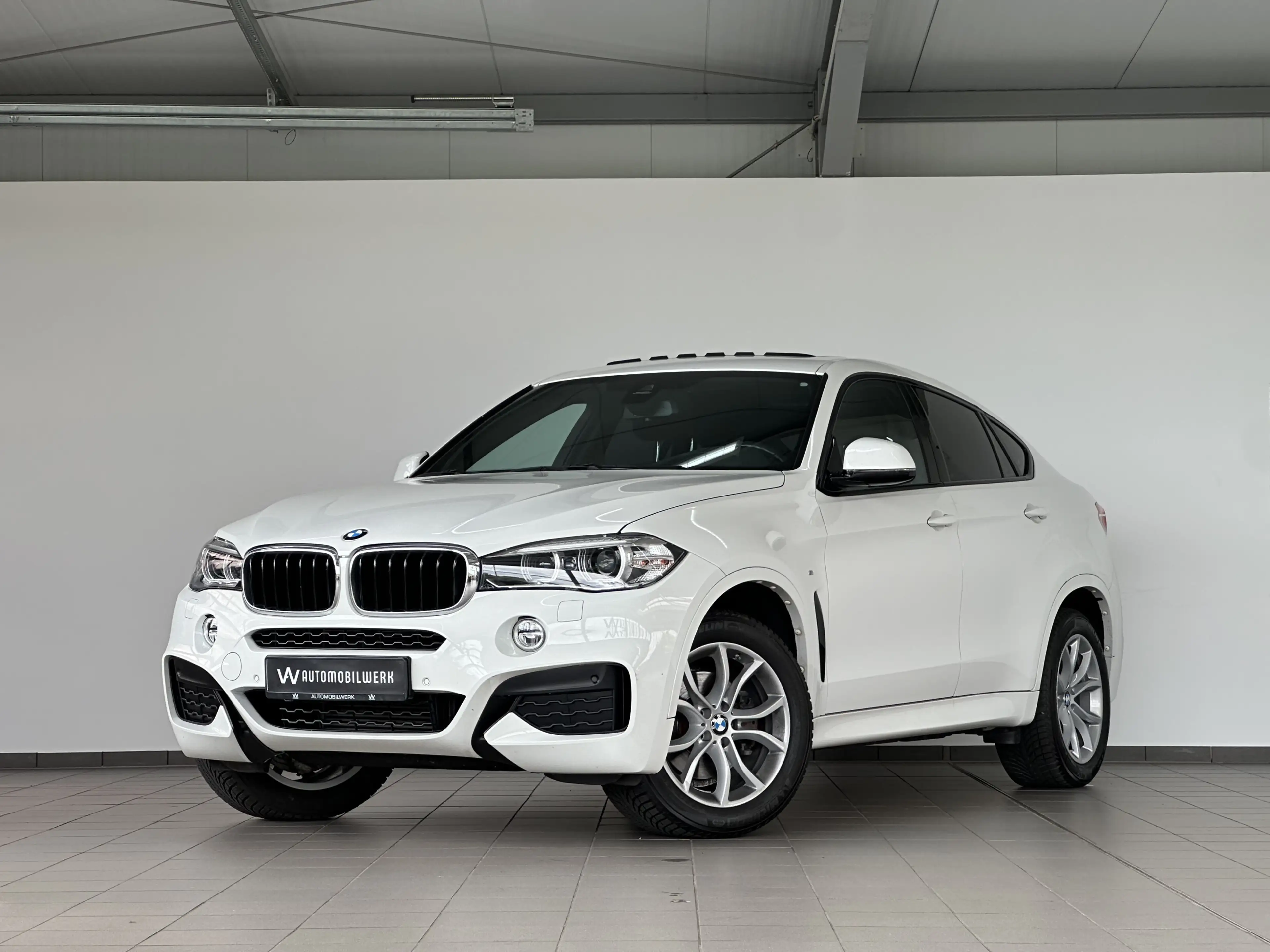 BMW X6 XDRIVE 35 i M *HUD *S.DACH *ACC *RKAMERA *TOT