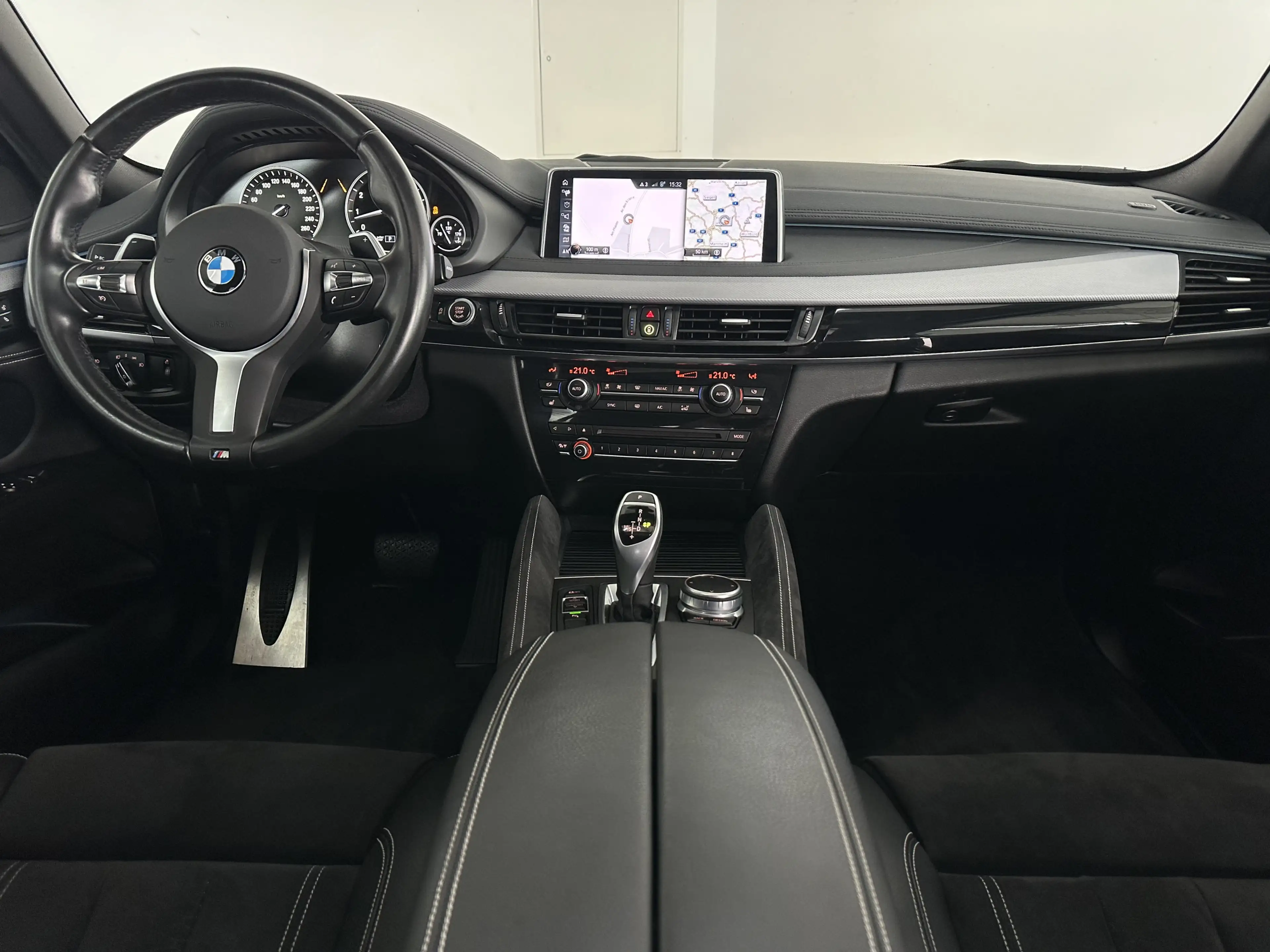 BMW X6 XDRIVE 35 i M *HUD *S.DACH *ACC *RKAMERA *TOT — photo 10