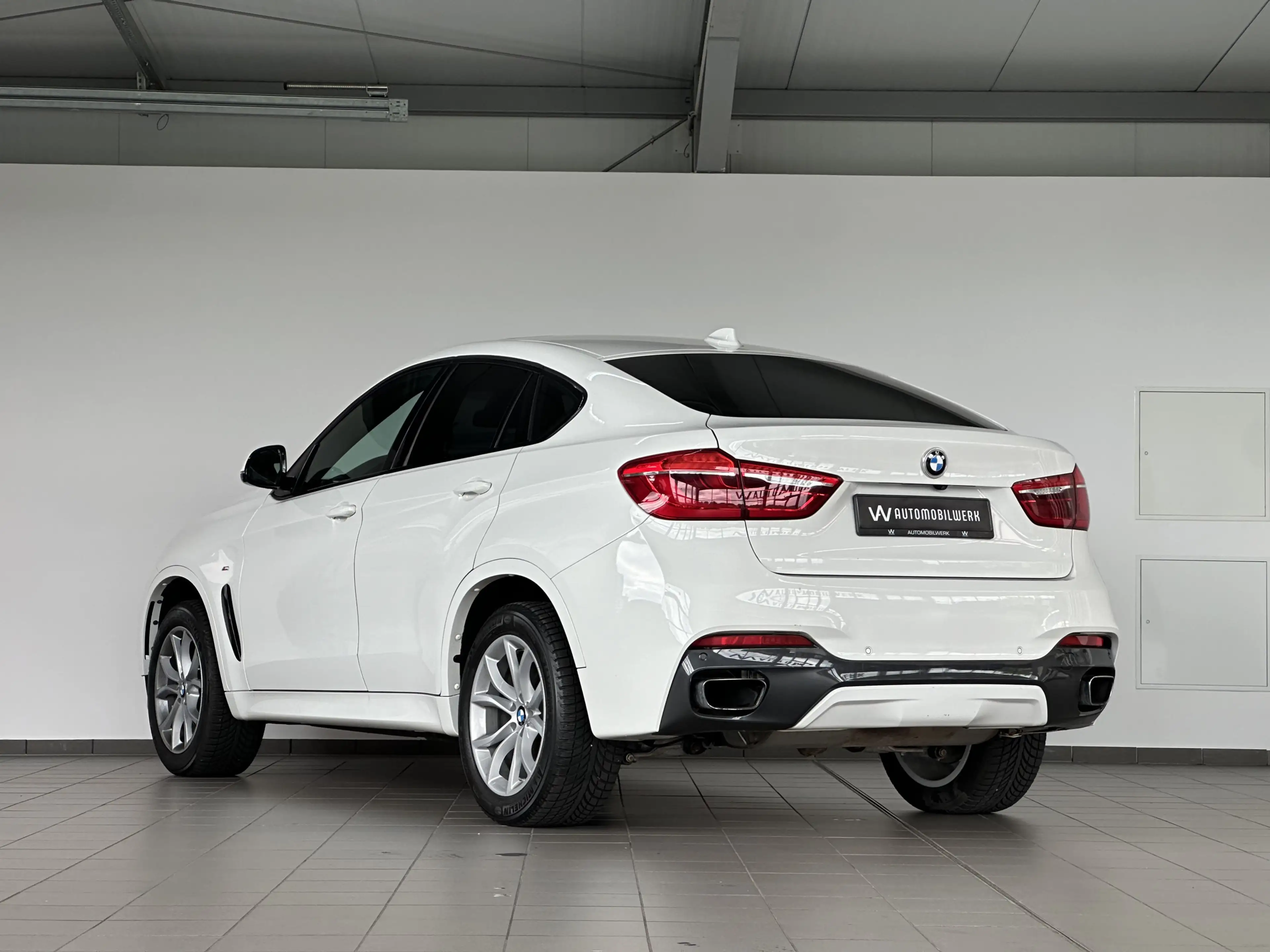 BMW X6 XDRIVE 35 i M *HUD *S.DACH *ACC *RKAMERA *TOT — photo 6
