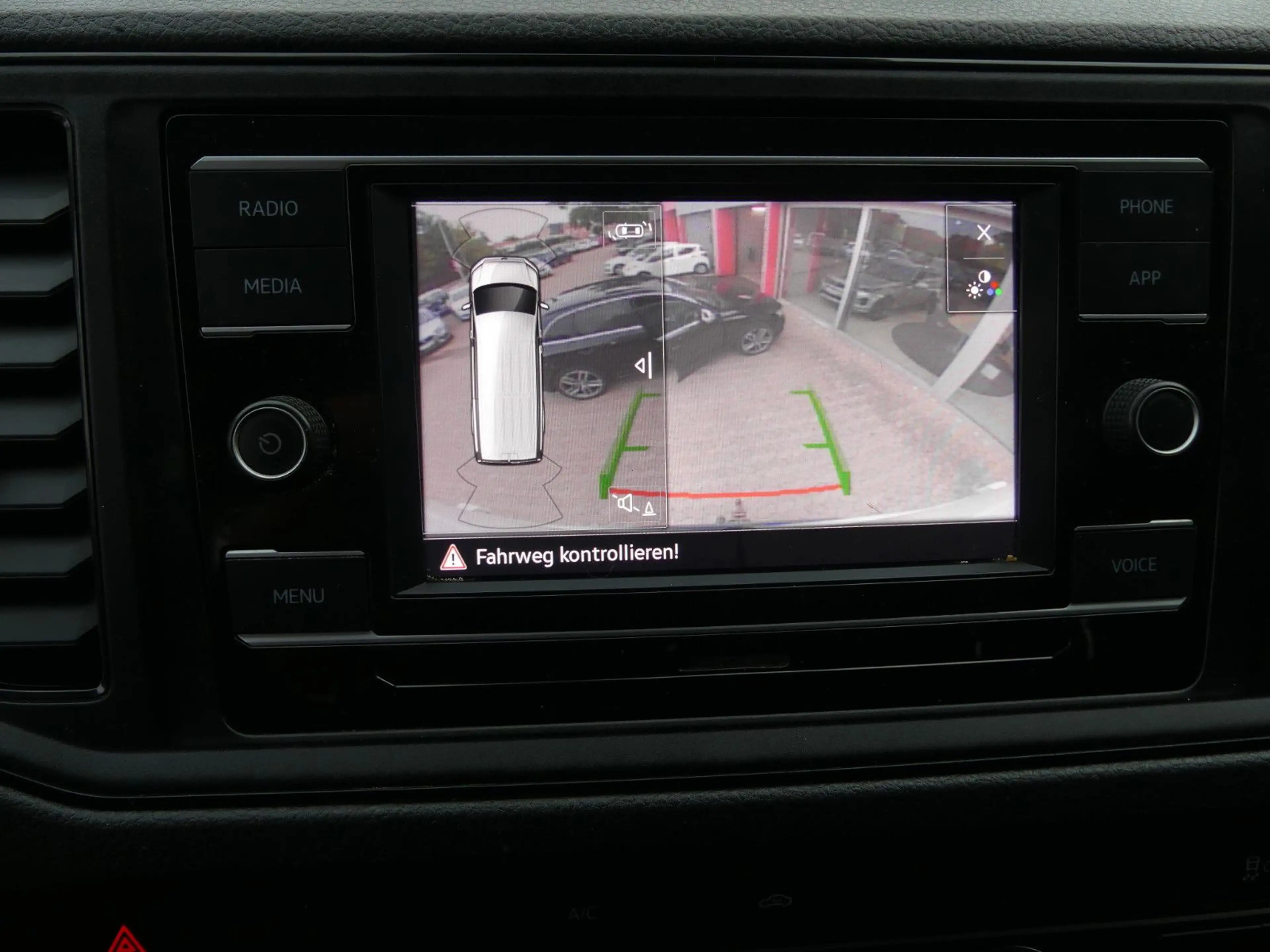 Volkswagen Crafter 35 mittellang Hochdach FWD Cam*Klima — photo 20