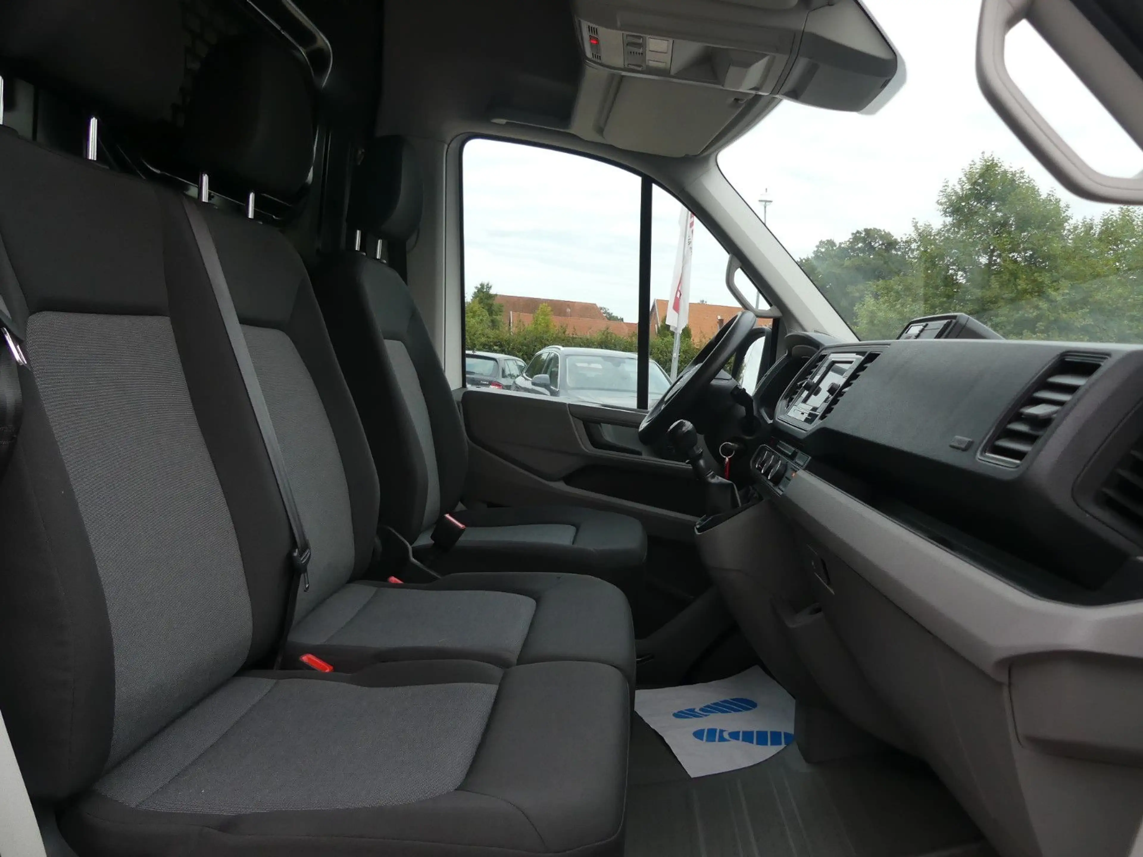 Volkswagen Crafter 35 mittellang Hochdach FWD Cam*Klima — photo 21