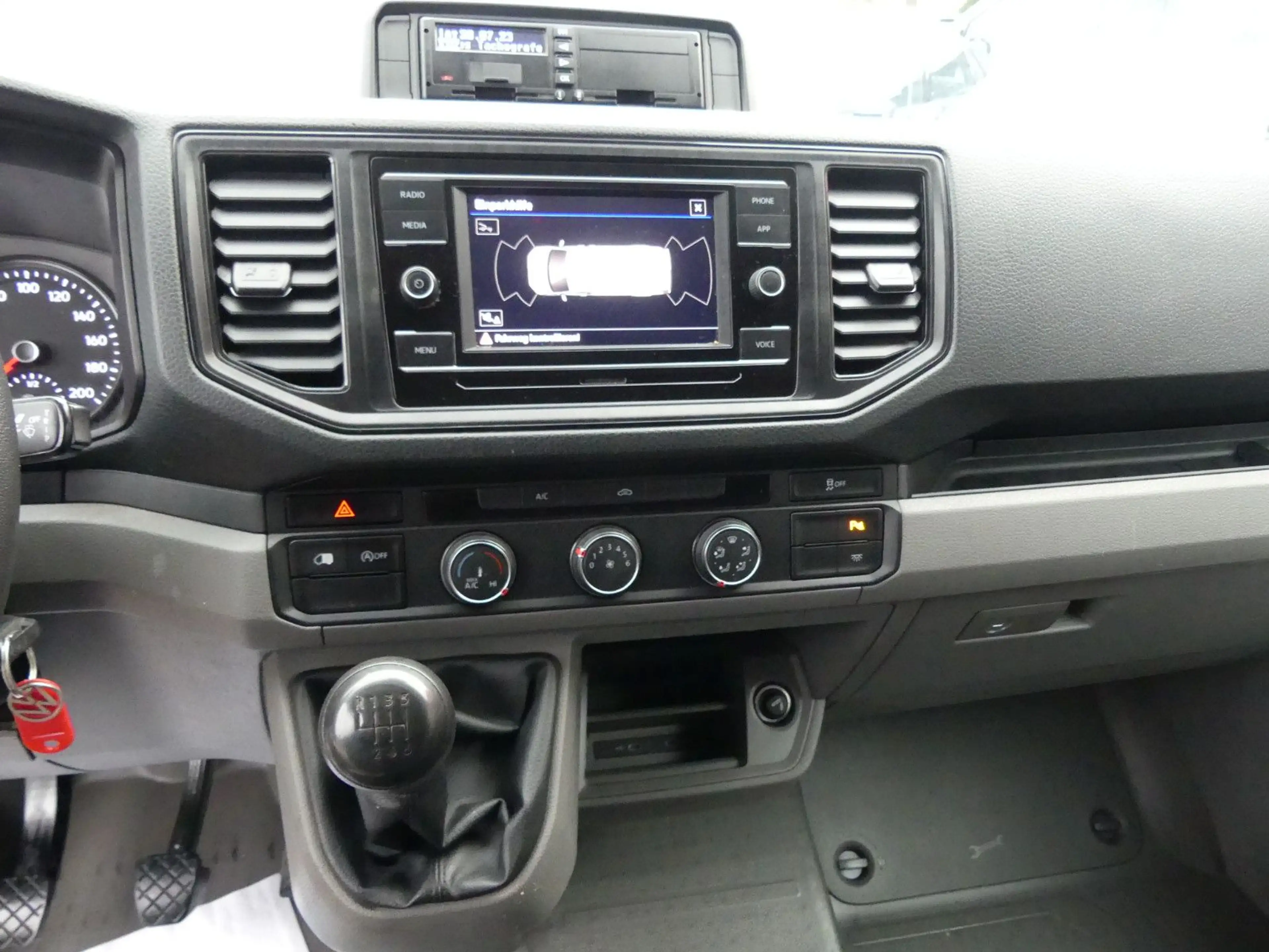 Volkswagen Crafter 35 mittellang Hochdach FWD Cam*Klima — photo 19