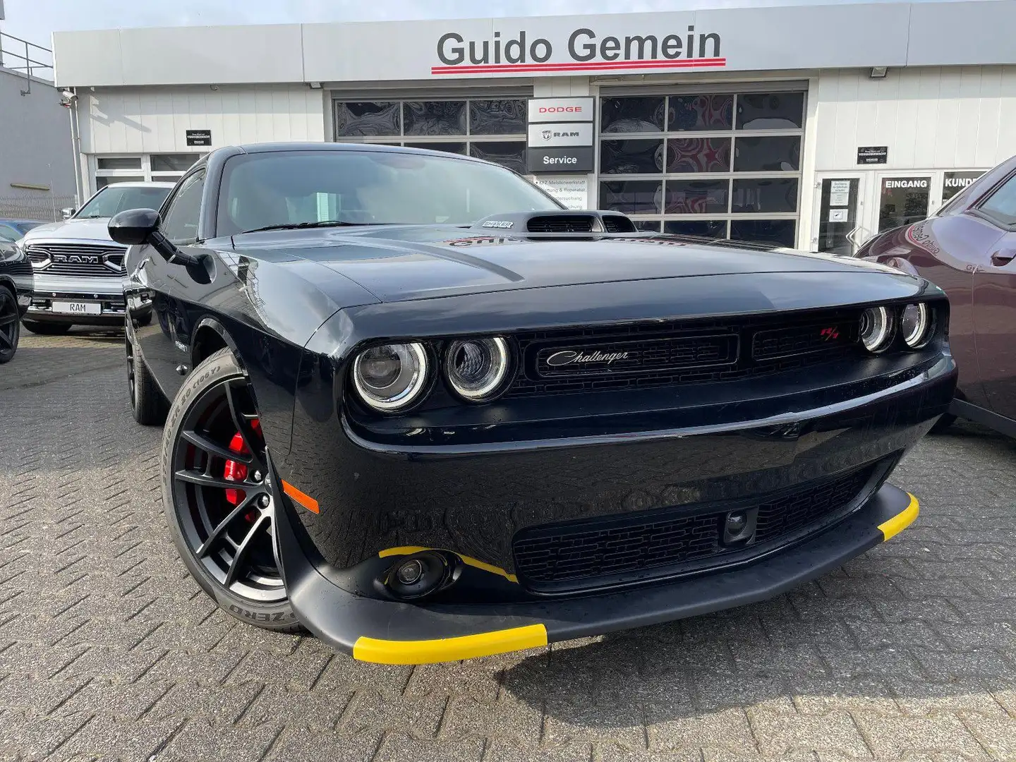 Dodge Challenger R/T SHAKER 5.7 V8 dt. Erstzulassung crna - 2