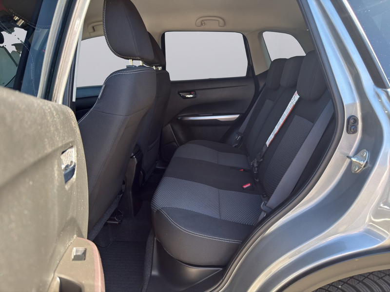 Suzuki Vitara 1.4 DITC HYBRID Shine Allgrip — photo 10