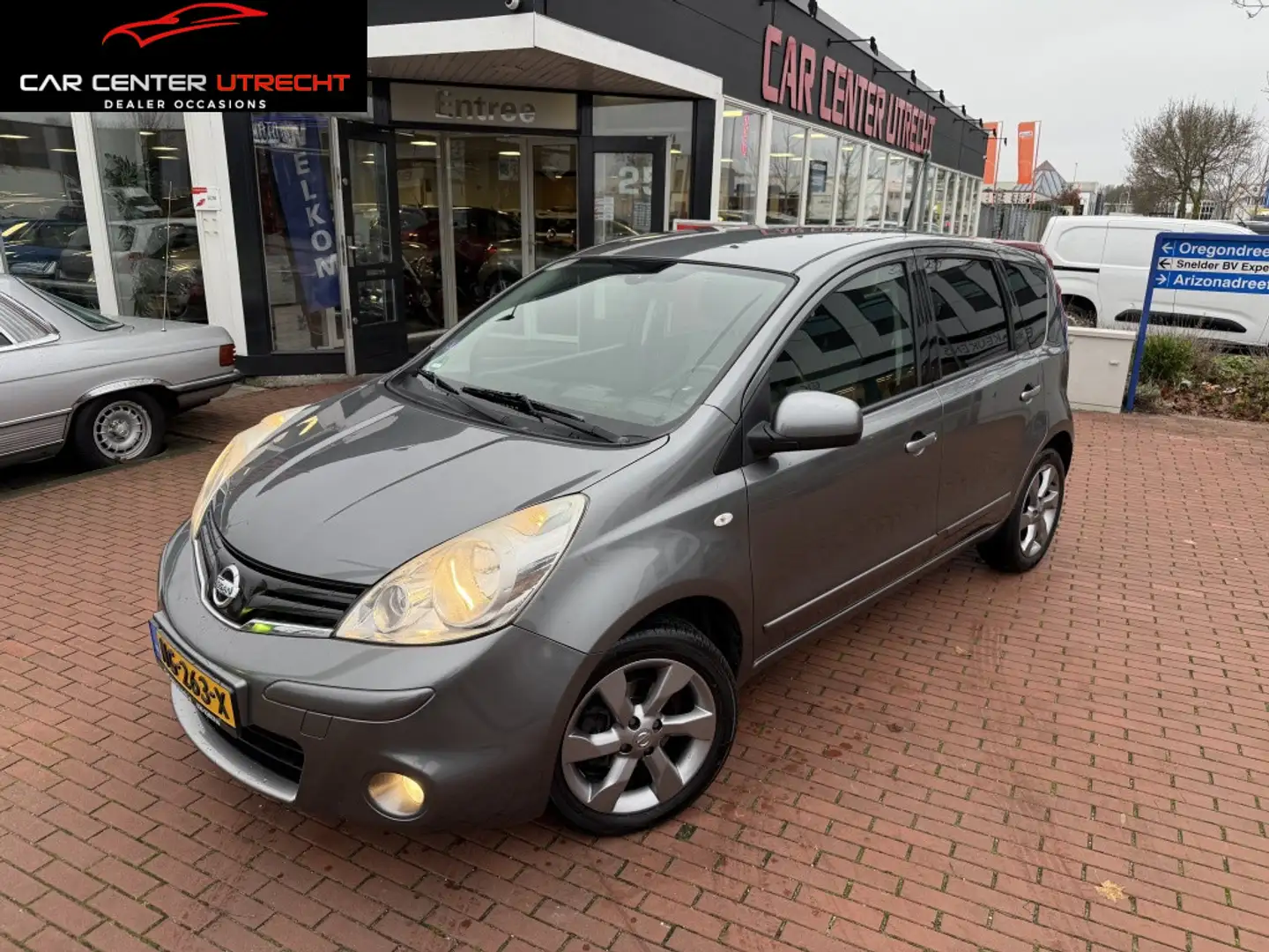 Nissan Note 1.4 Connect Edition airco navi cruise control Gris - 1