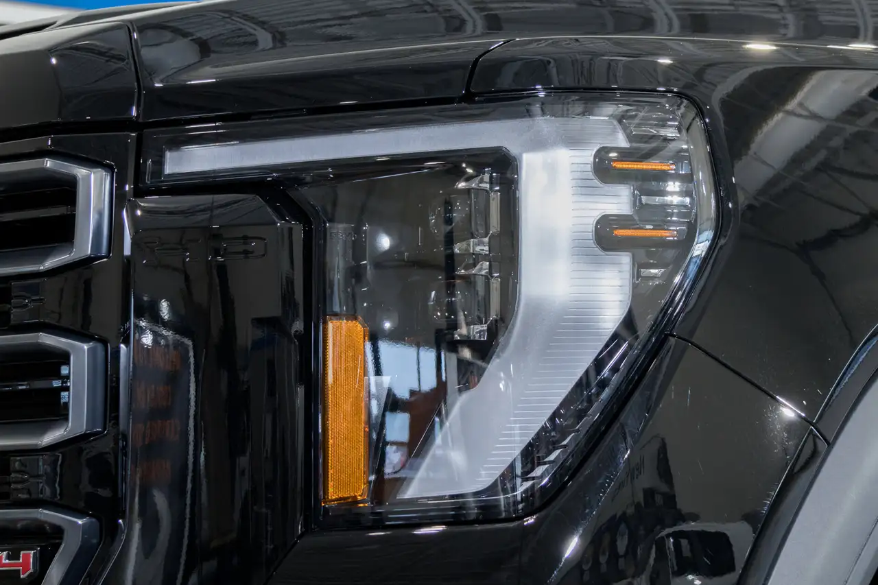 GMC Sierra 2500HD снимка GMC Sierra 2500HD