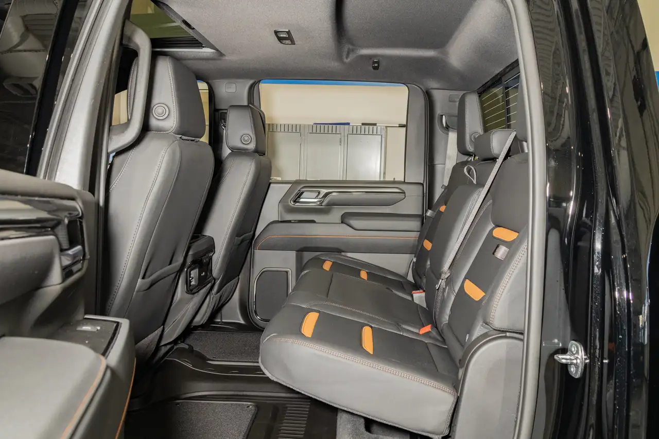 GMC Sierra 2500HD снимка GMC Sierra 2500HD