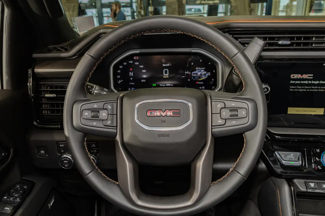 GMC Sierra 2500HD снимка GMC Sierra 2500HD