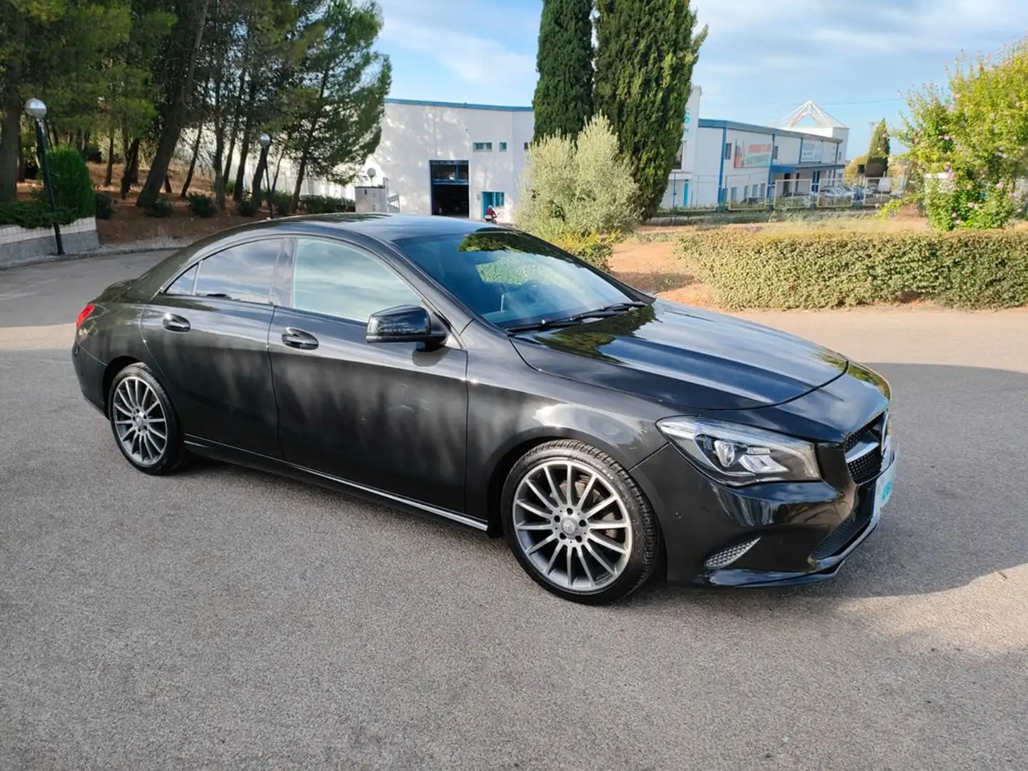 Mercedes-Benz CLA 200 d Negro - 2