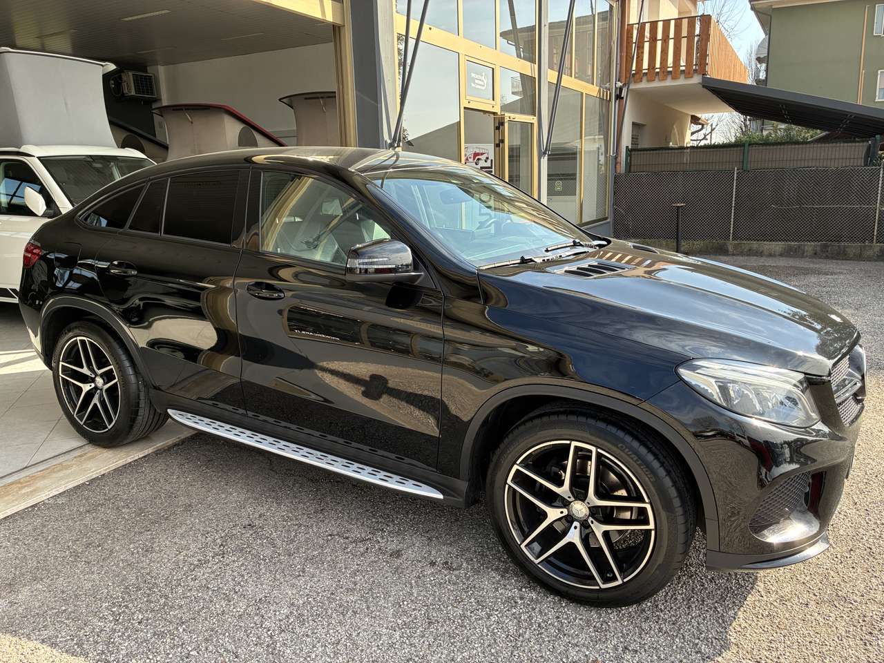 Mercedes-Benz GLE 350 GLE 350d Coupe Premium Plus 4matic AMG