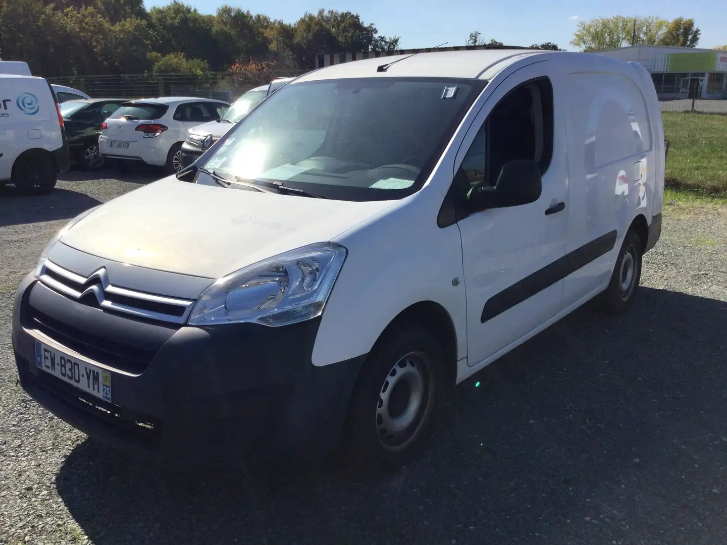 Citroen Berlingo XL 1.6 100 S\u0026amp;S Club ETG6 Bianco - 2