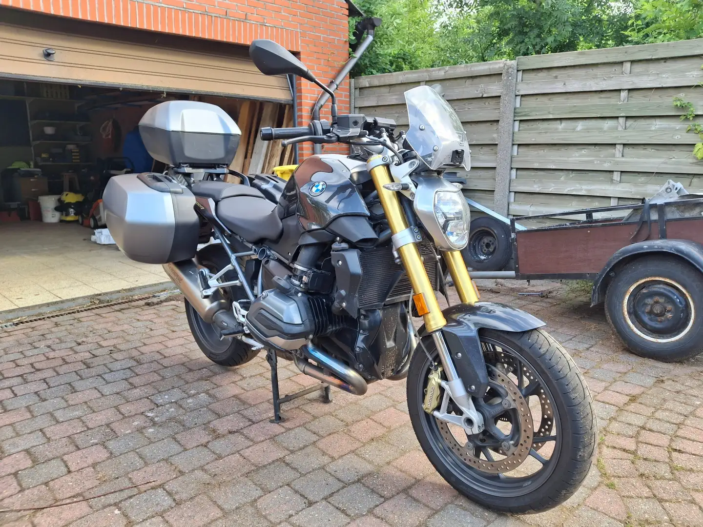 BMW R 1200 R Noir - 1