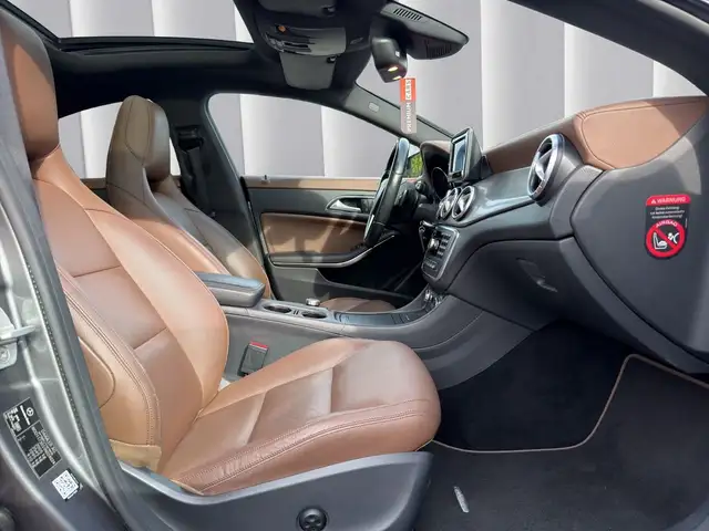 Mercedes-Benz Cla view 16