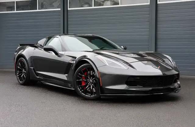 Corvette Z06 6.2 V8 Targa/Head-up/BOSE/360°/SHZ/SBL/R19