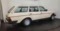 Mercedes-Benz 300 TD wagon Beige - thumbnail 4