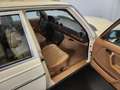 Mercedes-Benz 300 TD wagon Beige - thumbnail 37
