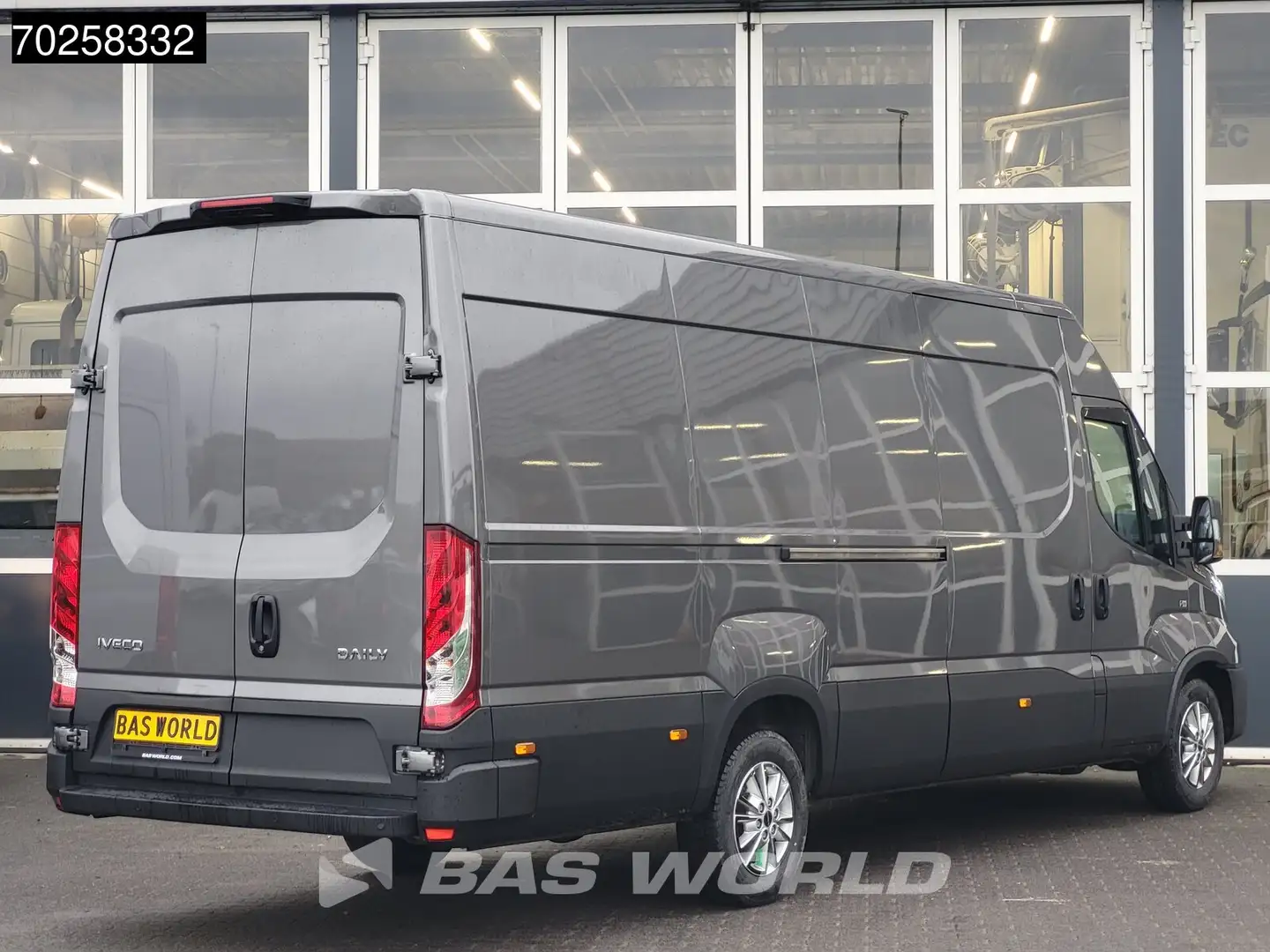 Iveco Daily 35S21 210PK 3.0L Automaat 2025 model L3H2 ACC LED Gri - 2