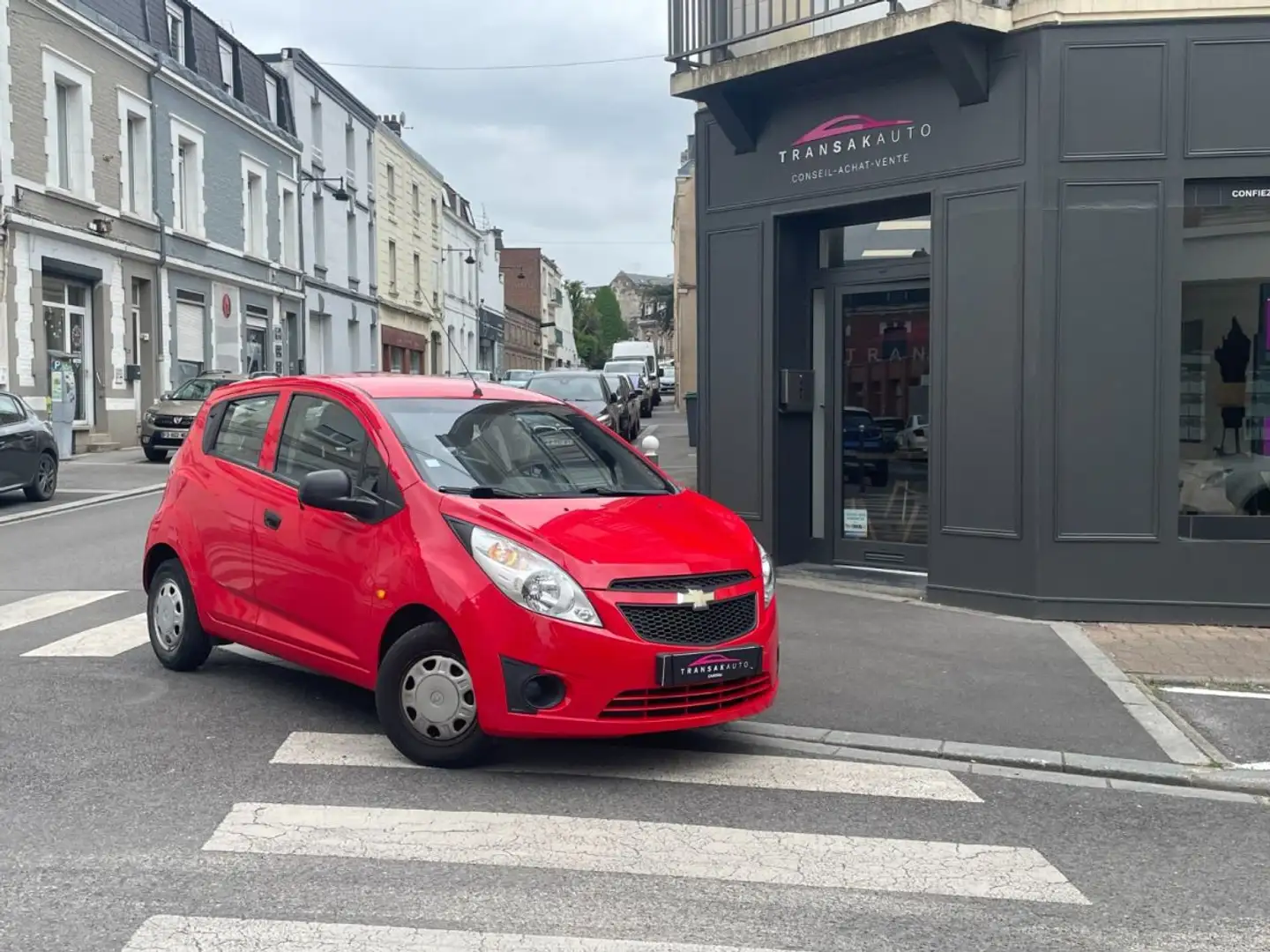Chevrolet Spark 1.0 16V - 68 / IDEAL JEUNE PERMIS / FAIBLE KILOMET crvena - 1